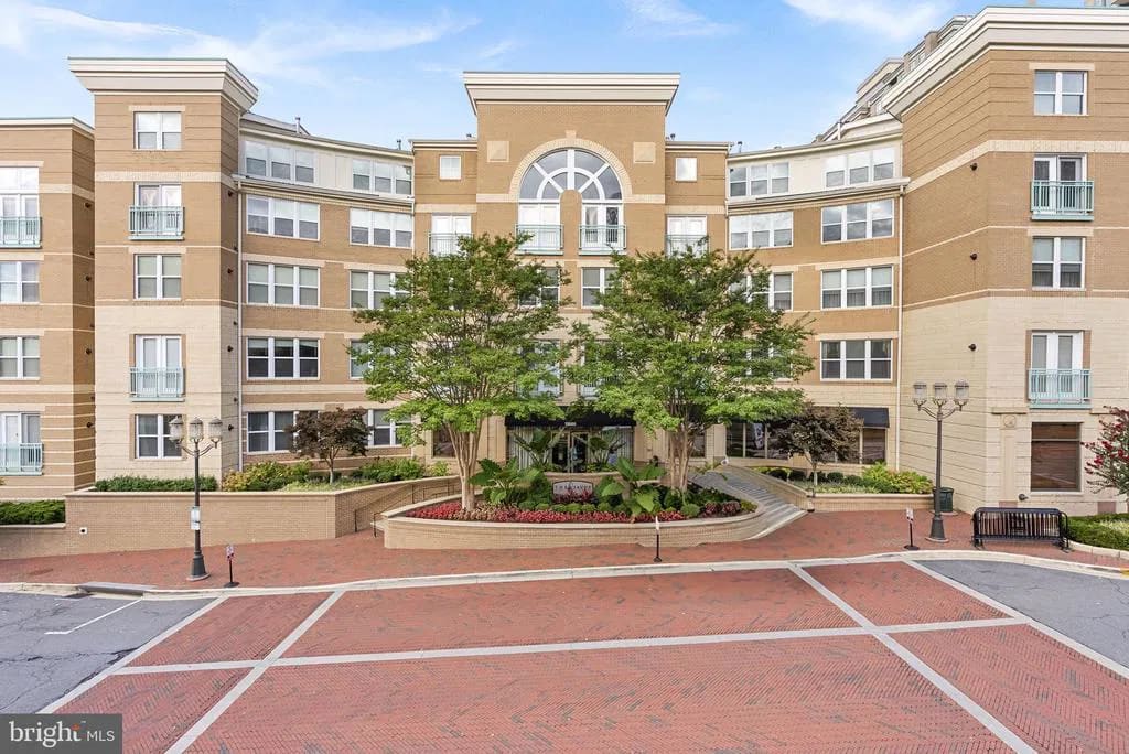 12000 Market Street #316, Reston, VA 20190 inception-app-prod/NzUzOGUwYTUtYjhjZi00MzI0LWJkZTItOWVlNmFjMjZjN2Nl/content/2025/09/a6008e524247059174ecdbbf5fe027941b9f8aea.webp