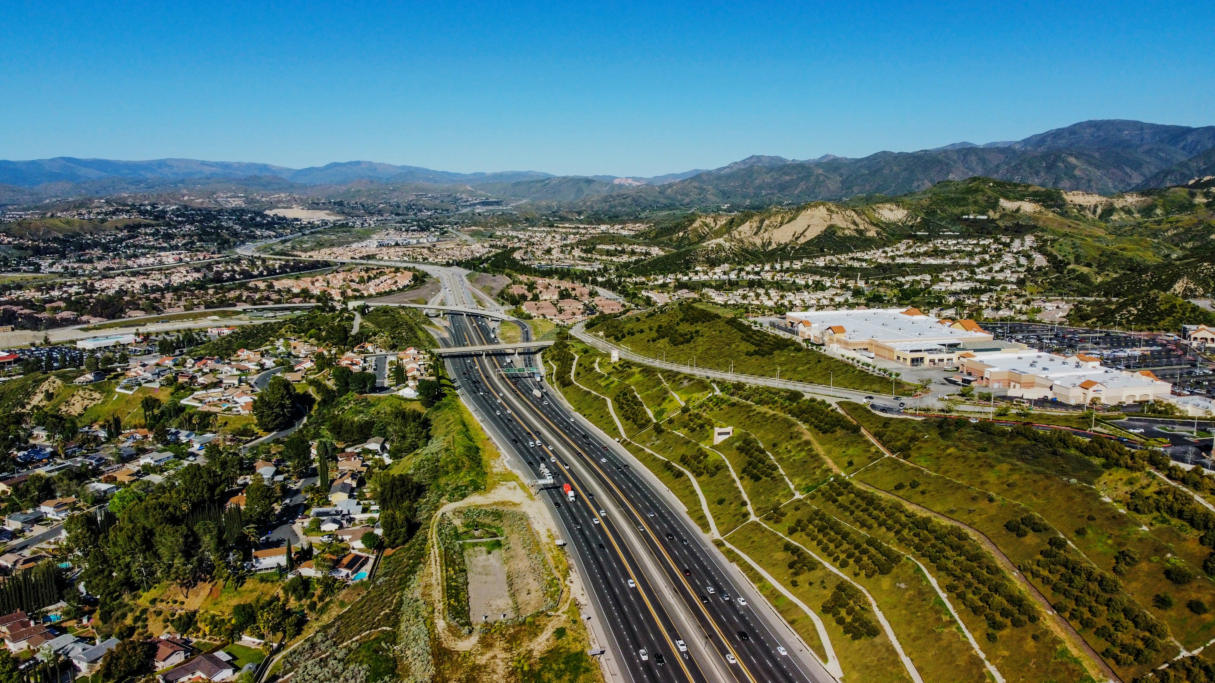 Santa Clarita inception-app-prod/NzdjOWQ0ODEtMGI3My00NzFmLWI0NjctMjc0ODNmYjdiOWE0/content/2026/08/9c695a81d9100d1a21067b3cb002b7e66155ca1e.jpg