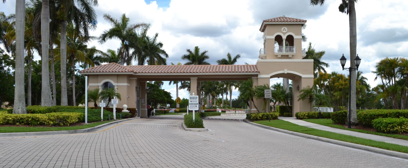 inception-app-prod/ODA4YzA4OTAtMGJmMy00ZWU3LWFhZTYtMjVlMGFhMWJiZjIz/content/2018/06/Encantada Entrance_3_Cropped.png