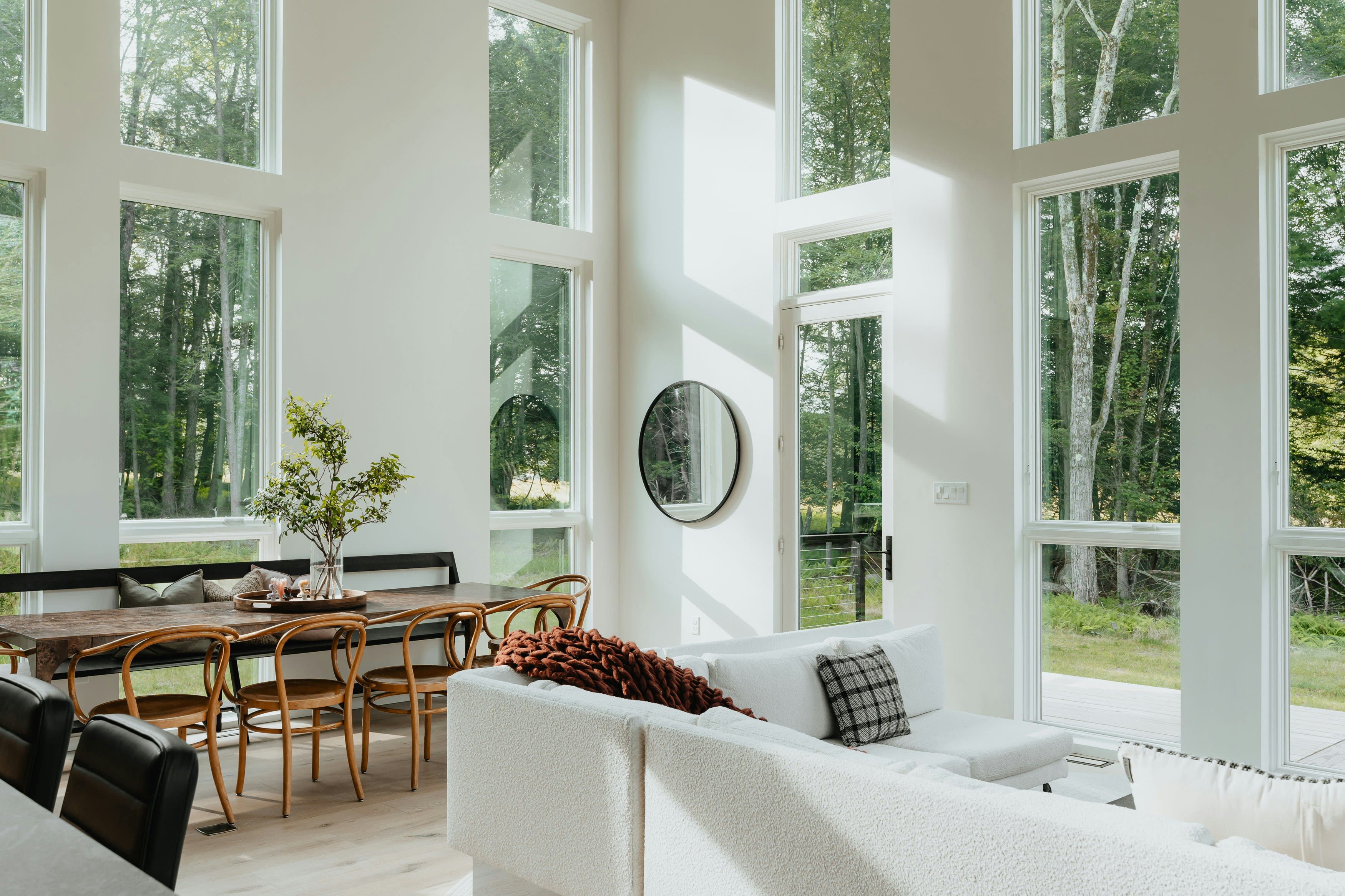 Luxury Homes inception-app-prod/ODBlY2ZlN2MtNzkxNy00MTgzLWE4ZjUtNGZkNTM1N2I5N2Qz/content/2026/03/4e22d23ff961b4829fa5fc5df927a07cf4aadb9e.jpg