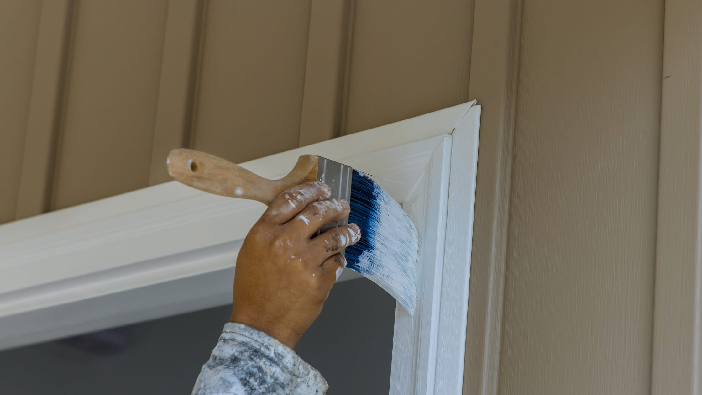 Refreshing Exterior Paint and Trim inception-app-prod/ODMzN2QxMTktNjU1ZS00YmI4LWI3ZjUtN2RjNmIwNzViZGRj/content/2025/09/49c0741d5ebc639ae0520fe54afec75782539ef6.png