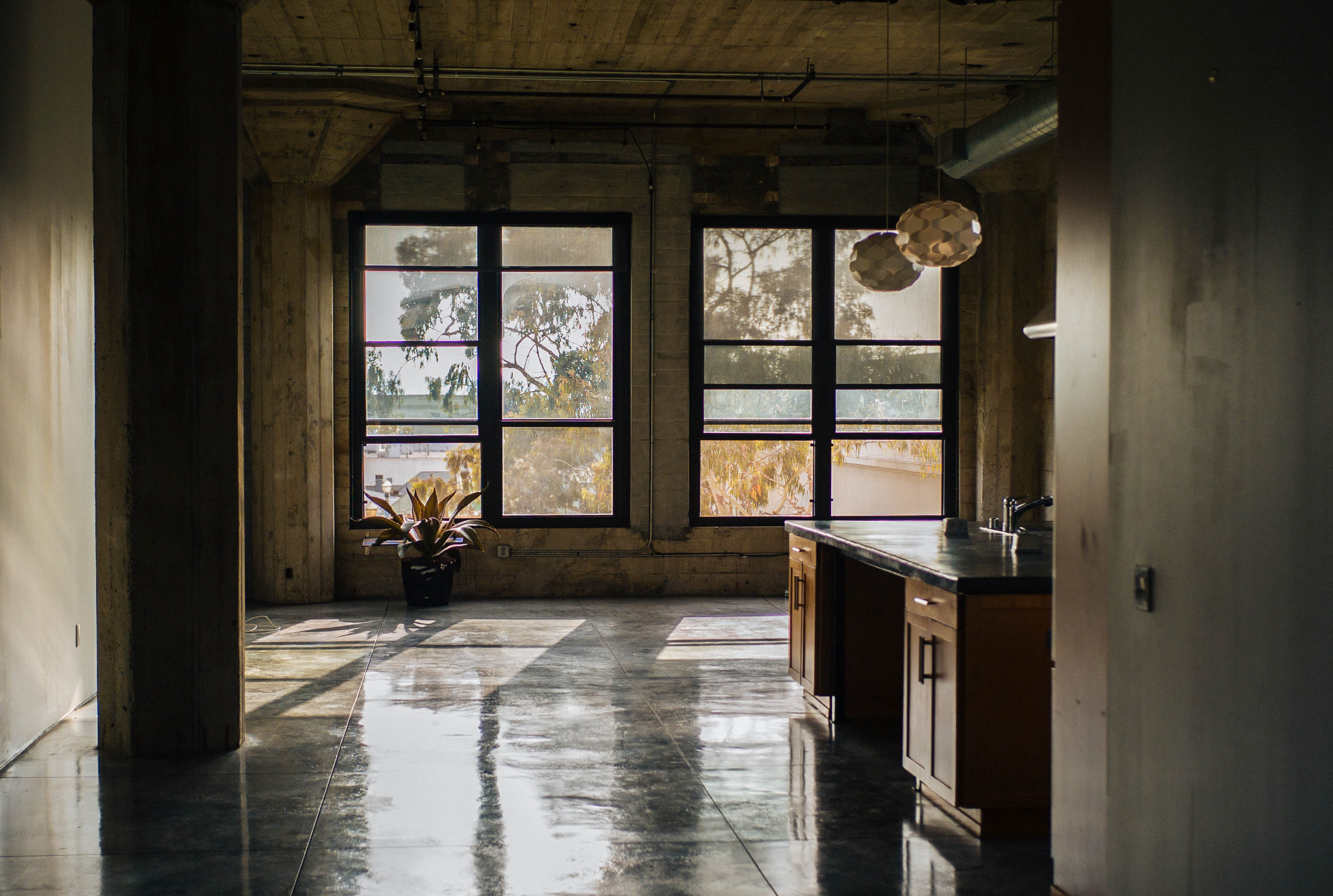 Ready to Know Your Loft’s Value? inception-app-prod/ODVhOGFkNWQtYzZlOC00ZDA2LWIyMTAtZmIxNjU2YWYyYmM5/content/2024/01/0759ea88e4d2a0eab5066b3bd04cbf068721c4cc.jpg