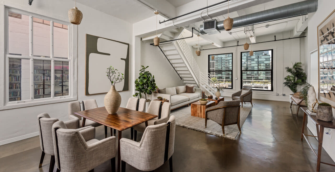 LA LOFT SPOTLIGHT l 738 S Los Angeles St #708 inception-app-prod/ODVhOGFkNWQtYzZlOC00ZDA2LWIyMTAtZmIxNjU2YWYyYmM5/content/2024/05/971ac584e6a7de8652fa7e3acd0bd08c7137a547.jpg