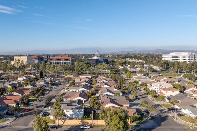 Selling Your Home in Cerritos: A Step-by-Step Guide to a Successful Sale inception-app-prod/ODVhOGFkNWQtYzZlOC00ZDA2LWIyMTAtZmIxNjU2YWYyYmM5/content/2025/03/4a74c993f70e833b25ce728efdbe2e864dfbda51.jpg