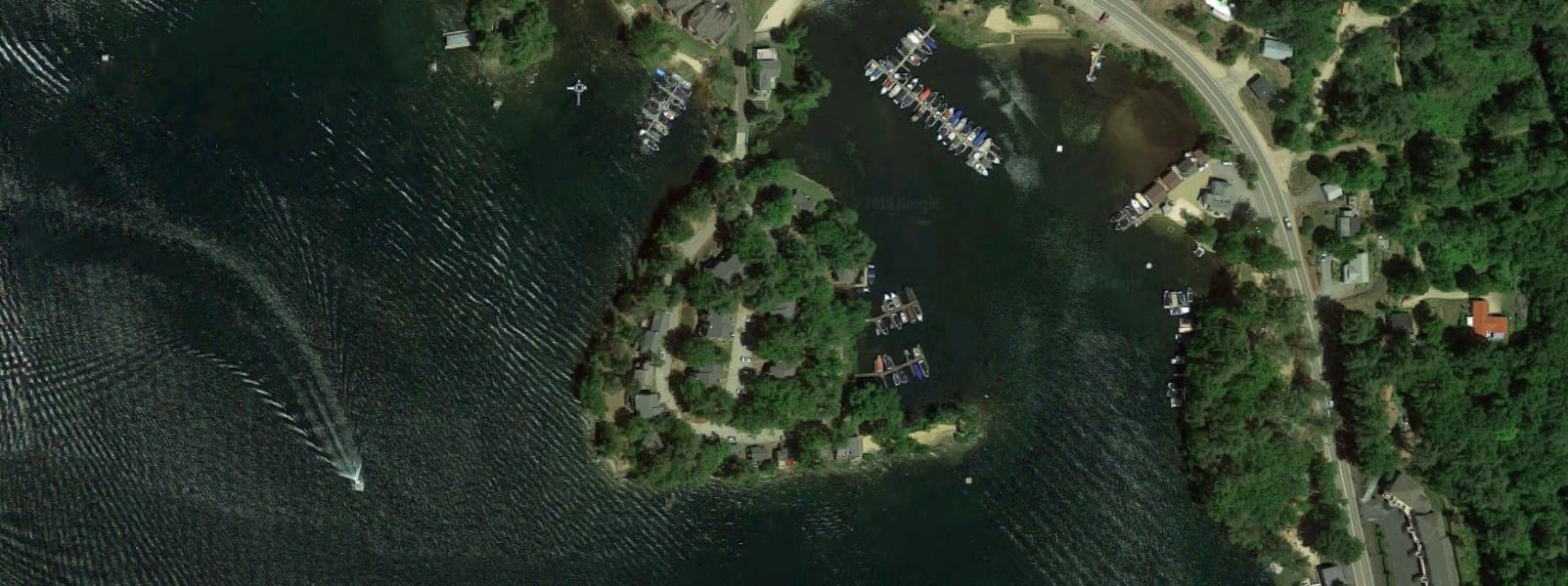 Christmas Island inception-app-prod/ODZiMmU1ZmEtZjkzNC00YTZlLWI1ZWQtNWFlZmM5YmY1YTA4/content/2019/04/Christmas_Slide.png