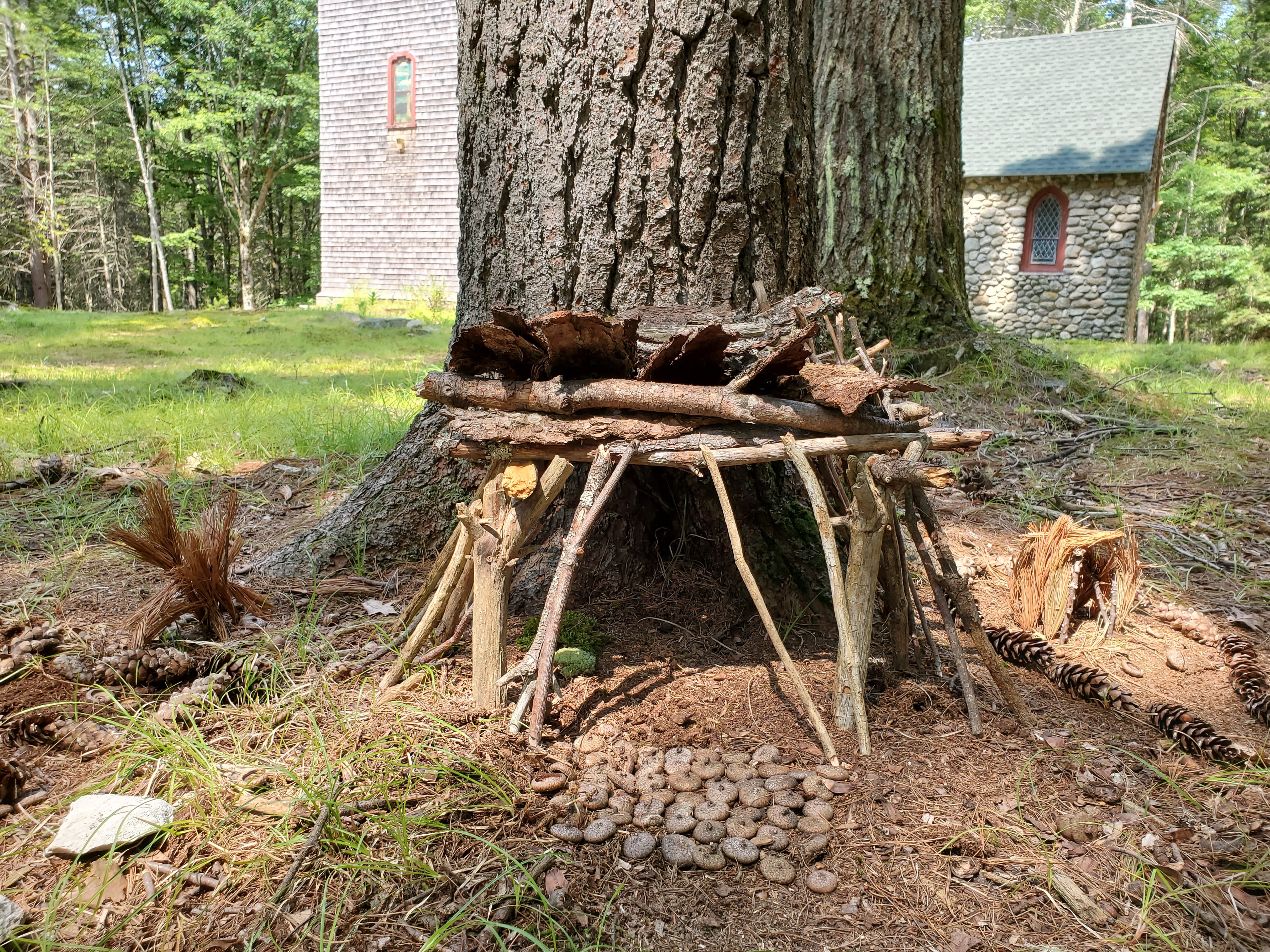 Fairy Houses on Bear Island inception-app-prod/ODZiMmU1ZmEtZjkzNC00YTZlLWI1ZWQtNWFlZmM5YmY1YTA4/content/2020/01/20190803112527.jpg