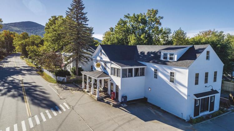 inception-app-prod/ODZiMmU1ZmEtZjkzNC00YTZlLWI1ZWQtNWFlZmM5YmY1YTA4/content/2021/06/Gilford Village Store%281%29.jpg