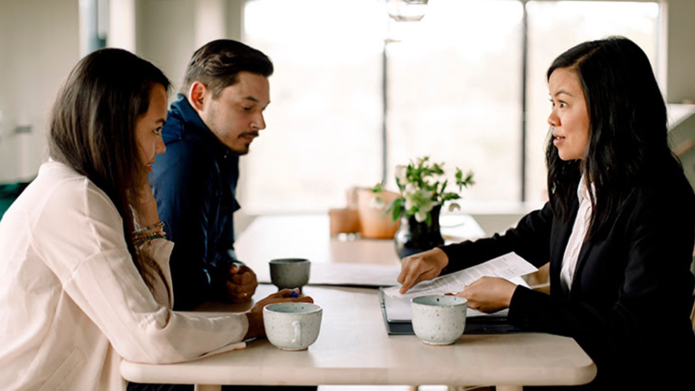 How an Expert Can Help You Understand Inflation & Mortgage Rates inception-app-prod/ODljMDQxNjctNmM1MC00ZmYxLWE0ZTgtZjI3YmEzODBkOTFi/content/2022/09/fdbe3b27f02d8c43aa8289987ff9e3725c8bd60b.jpg