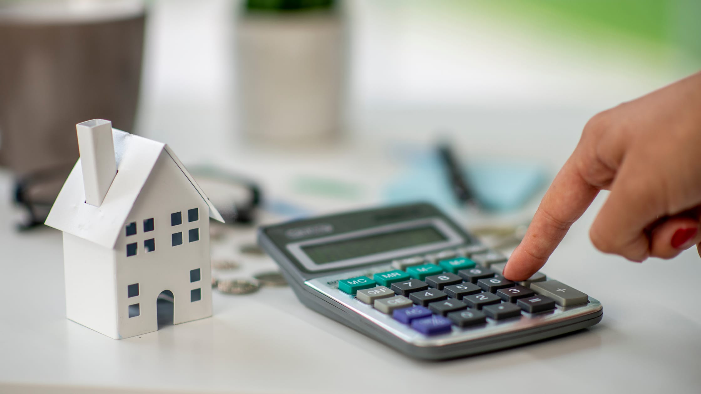 Are Higher Mortgage Rates Here To Stay? inception-app-prod/ODljMDQxNjctNmM1MC00ZmYxLWE0ZTgtZjI3YmEzODBkOTFi/content/2023/10/d9cbb99370fbc40cdffd365413111ec8b9f5f111.png