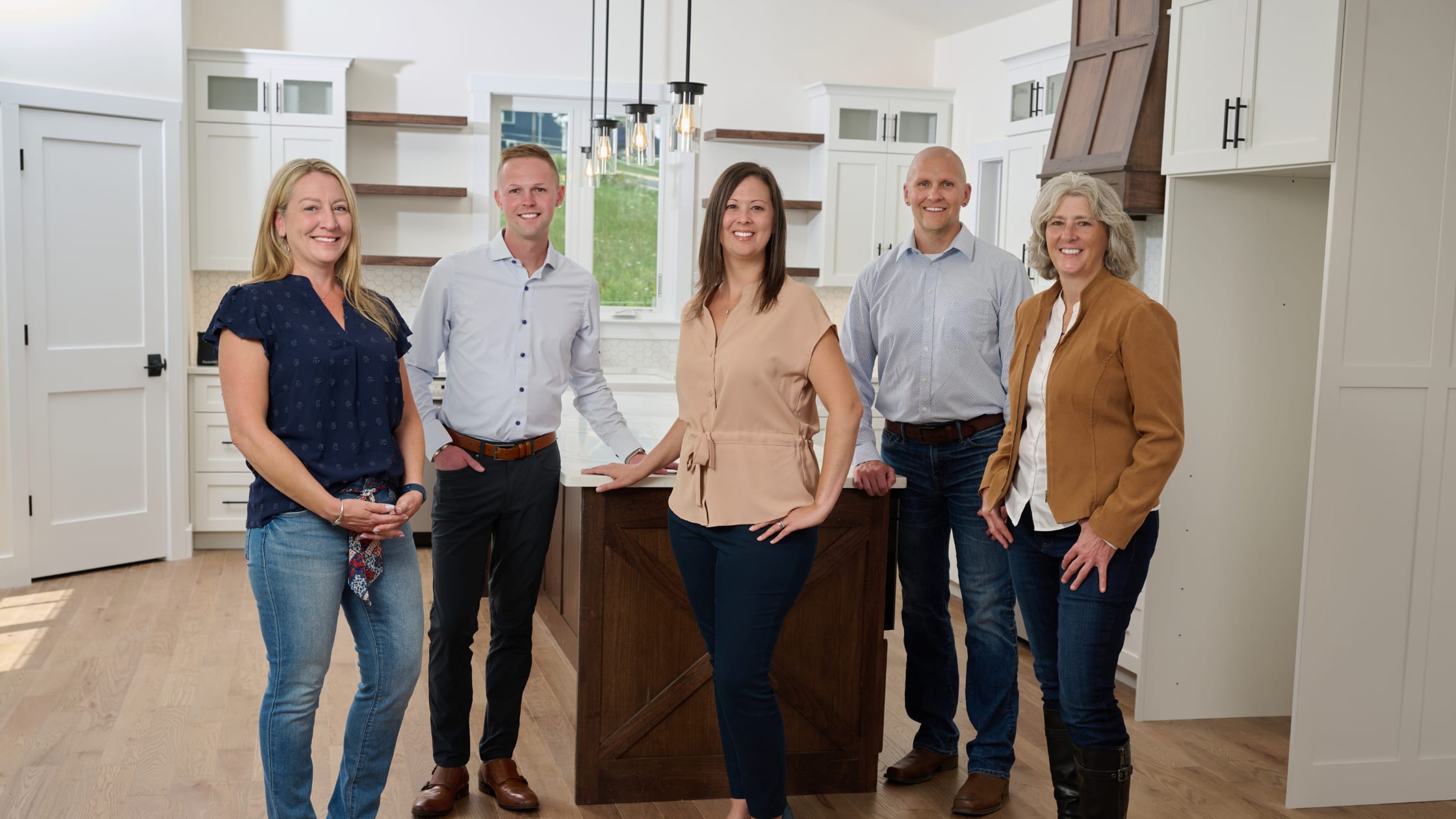 Why You Should Use a Real Estate Agent When You Buy a Home inception-app-prod/ODljMDQxNjctNmM1MC00ZmYxLWE0ZTgtZjI3YmEzODBkOTFi/content/2023/12/d014c8d14bfafde61a7483907b2db1a36374c6f5.png