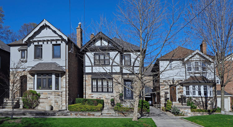 Headlines Have You Worried about Your Home’s Value? Read This. inception-app-prod/ODljMDQxNjctNmM1MC00ZmYxLWE0ZTgtZjI3YmEzODBkOTFi/content/2025/12/72b5a9b2db23344f4cc1ea84d2c8f50b2345d866.png