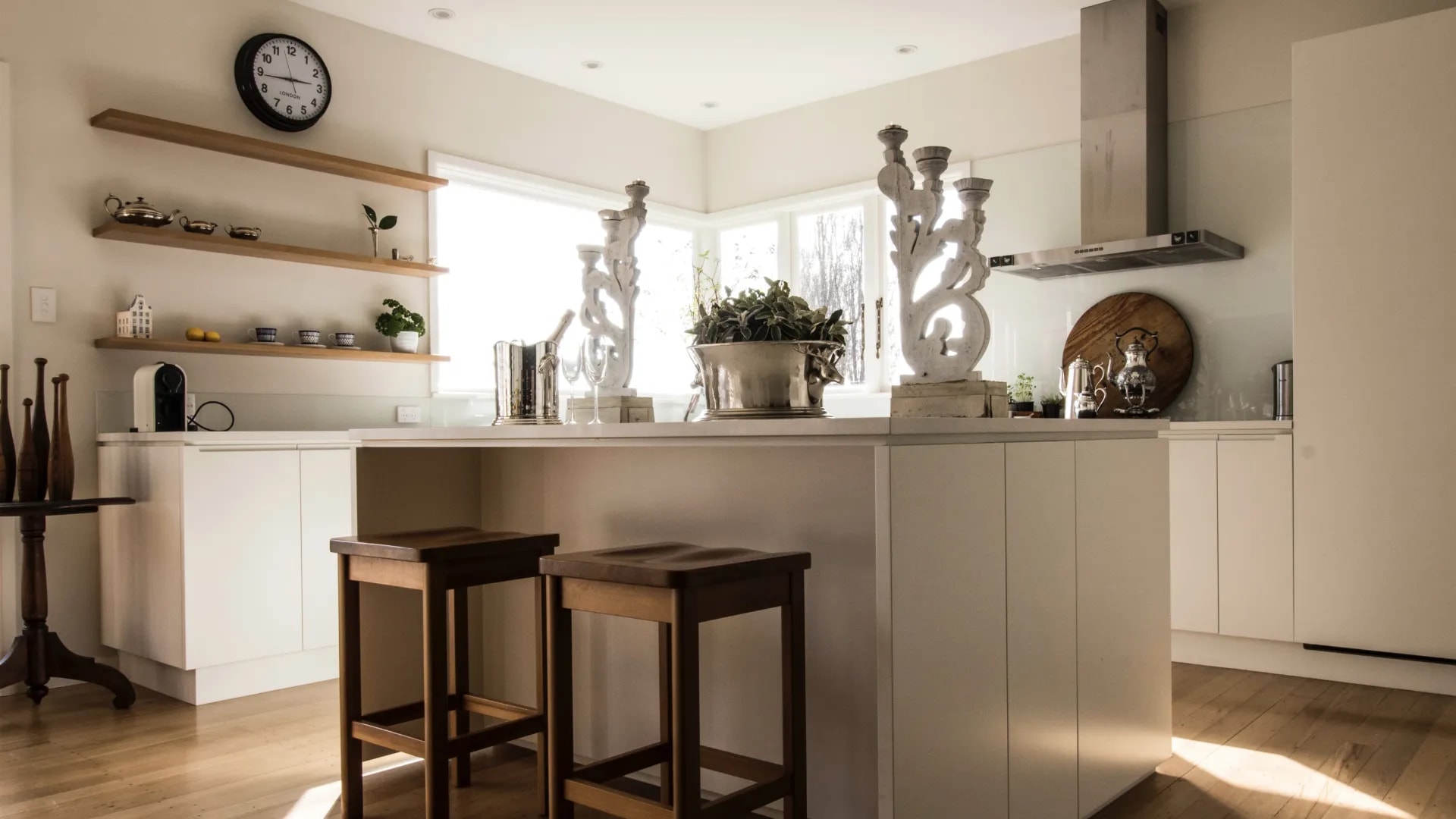 Home Seller's Step-By-Step Guide To Preparing For Showings inception-app-prod/OGE5N2U0M2QtODA2NC00YThjLThkY2ItNzMyNDlkZTQ5YTll/content/2023/02/1e2215b8ba9da444646c048ea34fb90cb582aaf5.webp