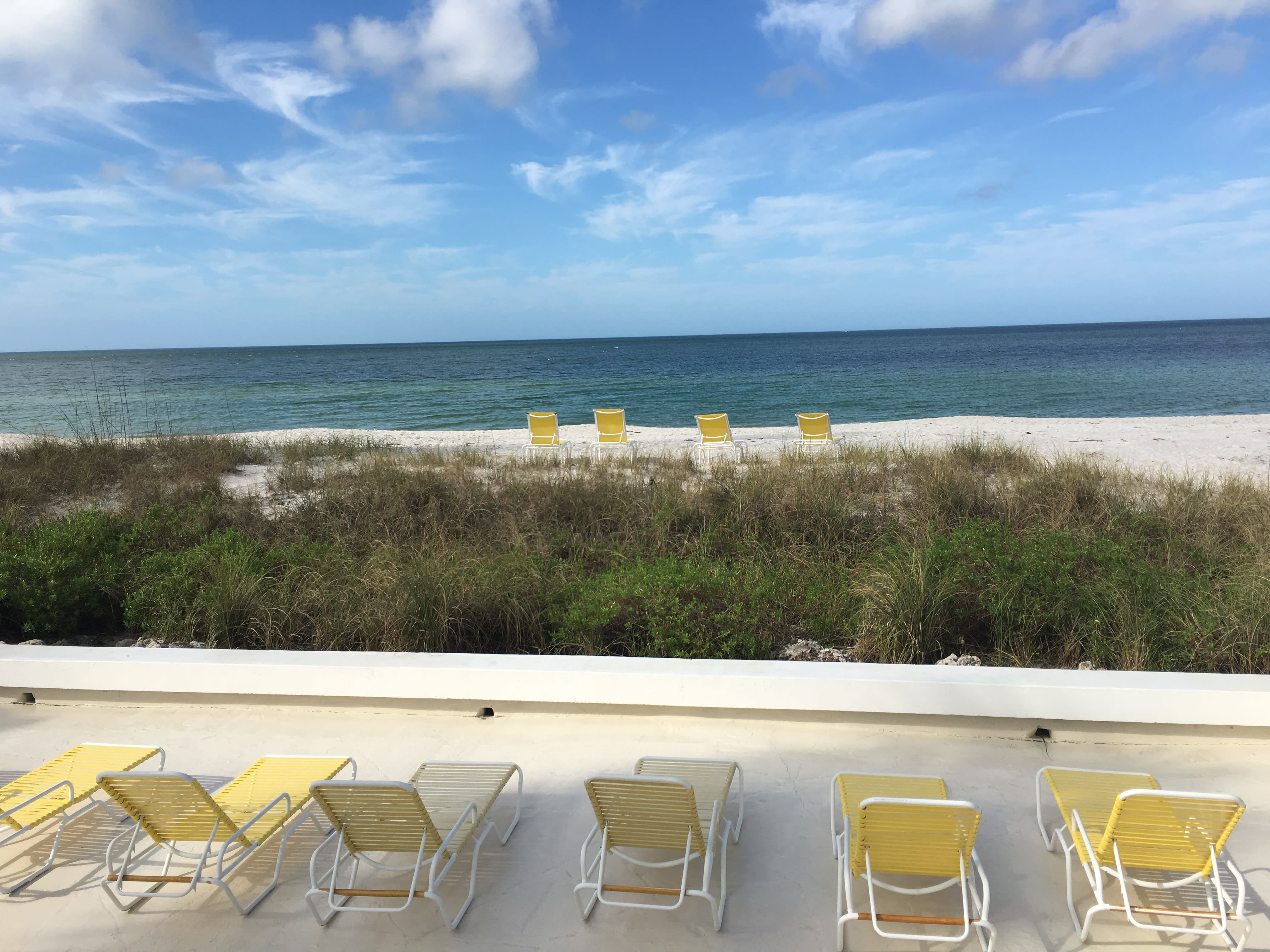 inception-app-prod/OGFmMjJhZjktODNiYS00ZTQyLWI5MDAtNDMzYzM0ZmY1Nzg3/content/2016/11/La Tour Rivage Beach View .jpg