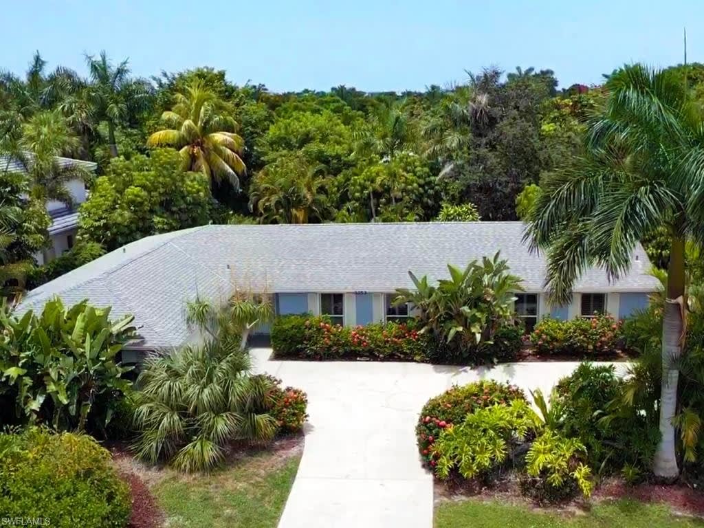 Moorings Real Estate Deal of the Week! inception-app-prod/OGFmMjJhZjktODNiYS00ZTQyLWI5MDAtNDMzYzM0ZmY1Nzg3/content/2020/10/moorings1.jpg