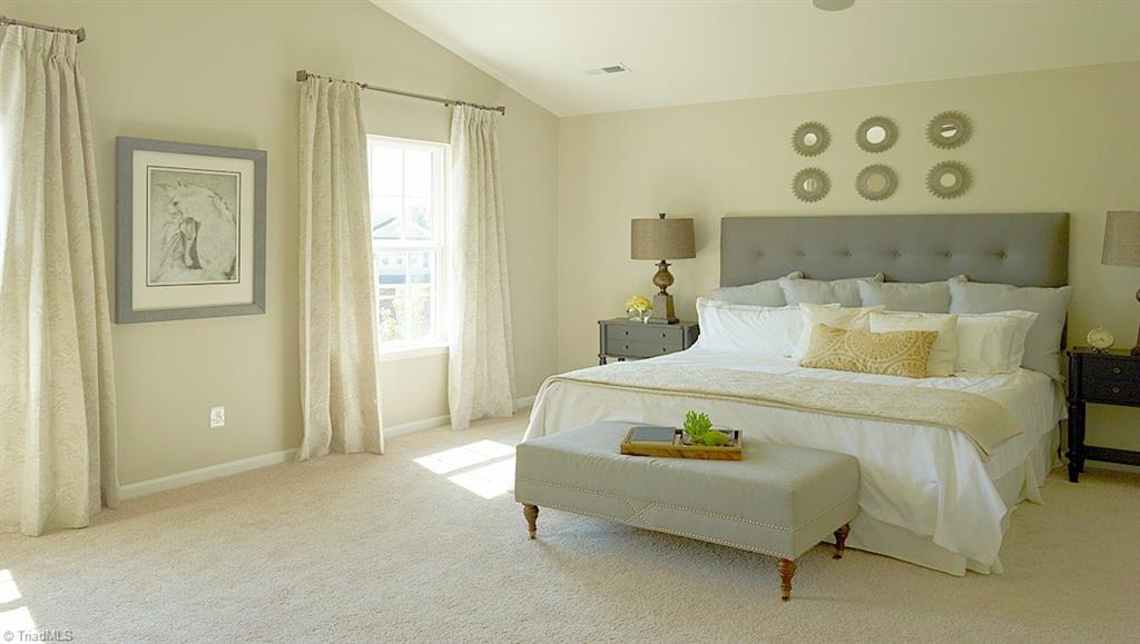 inception-app-prod/OGFmOWNiOGUtMzcxMi00ODZmLTlhYmQtZmE5OTBmNDRjOGE3/content/2019/03/Creeksbend 4 Photo Courtesy of DR Horton-3.jpg