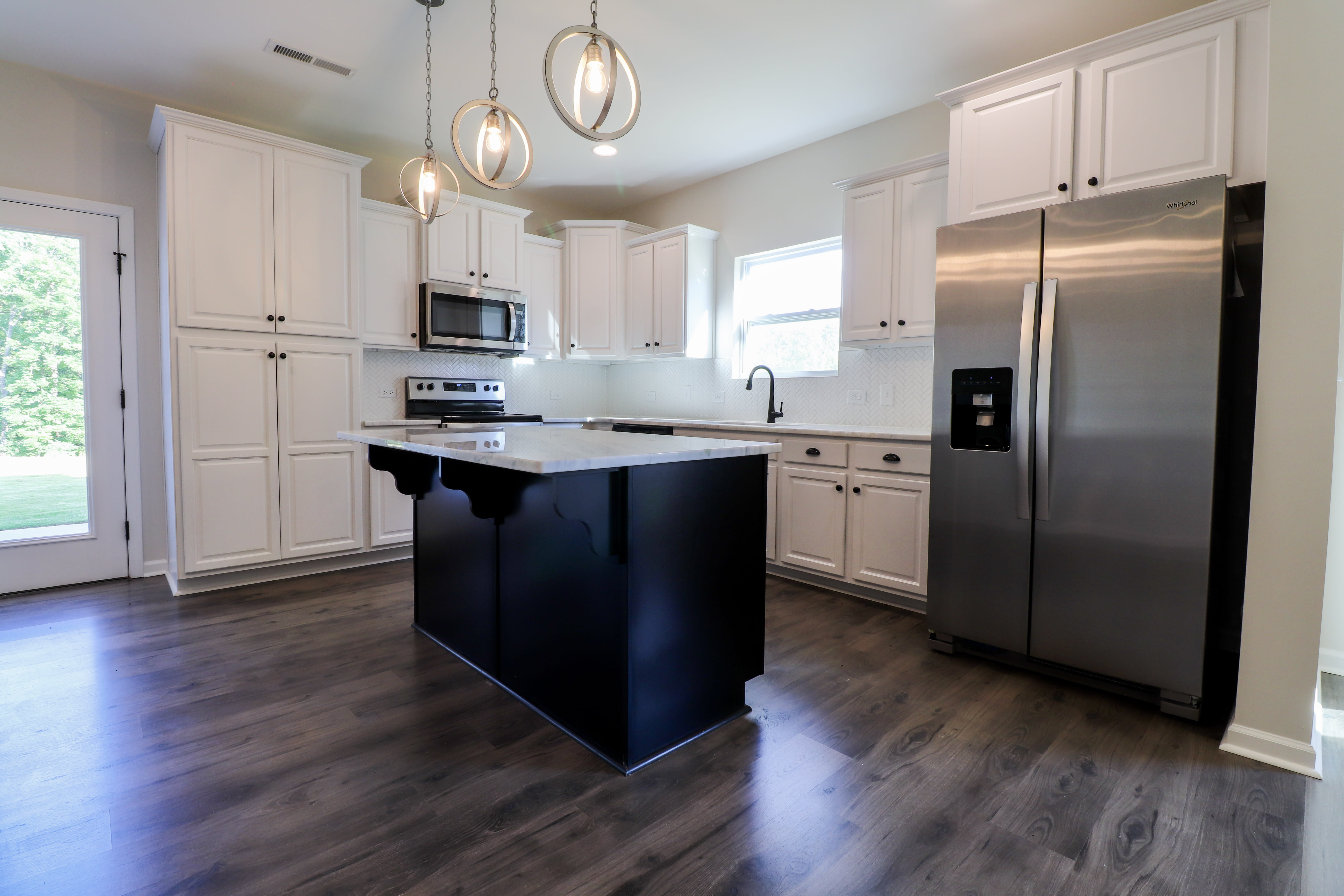 What $500,000 Buys You in Greensboro, NC inception-app-prod/OGFmOWNiOGUtMzcxMi00ODZmLTlhYmQtZmE5OTBmNDRjOGE3/content/2025/05/f984a0a2263aaf3e2a2ebaf0df5f07688f413f96.jpg