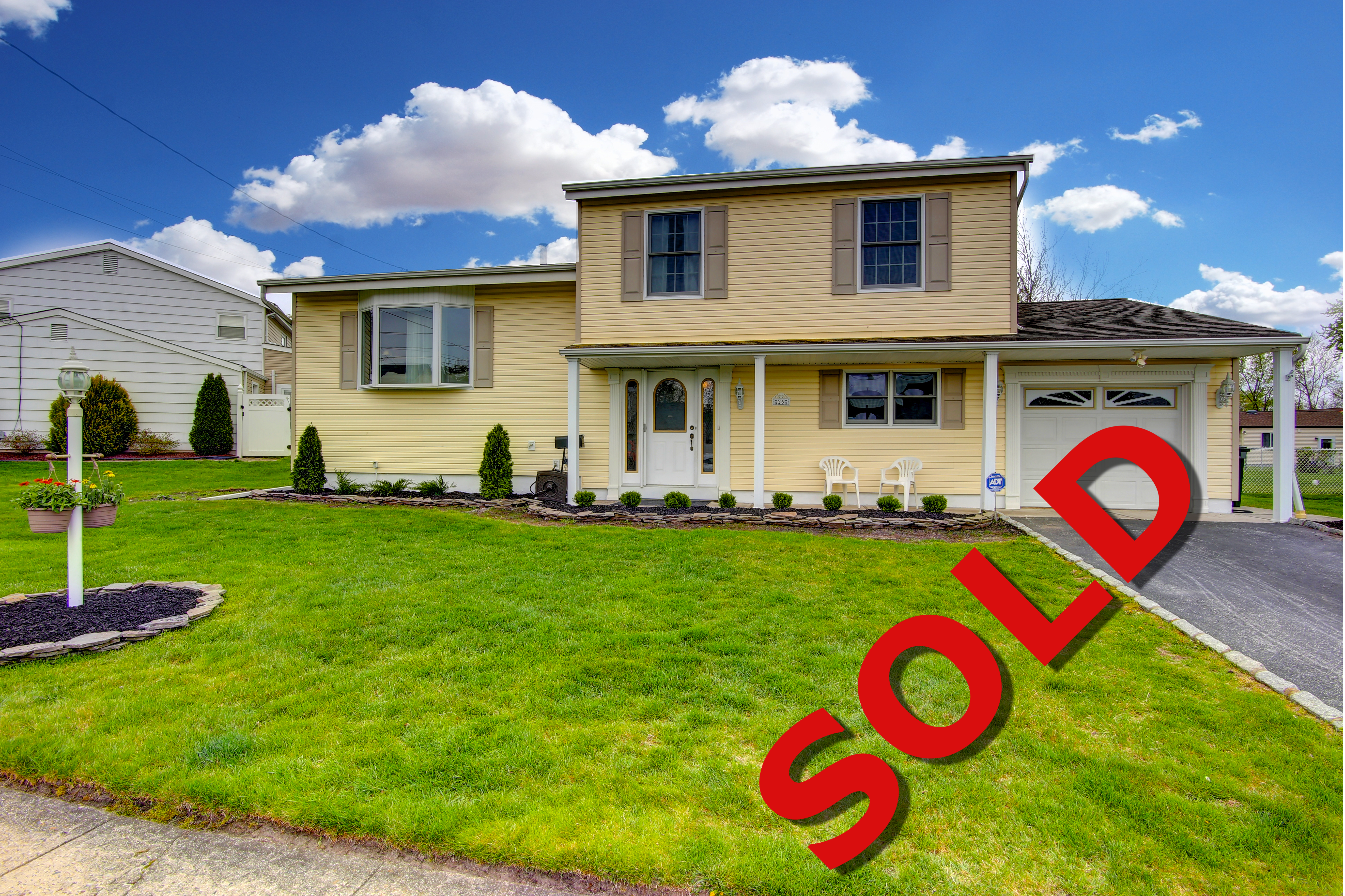 inception-app-prod/OGM4ZjU2NTgtYzE2Ni00NzVjLWJmMTctZTQyYmU0MjIxZTM0%2Fcontent%2F2017%2F07%2F26 Arden SOLD-2.png