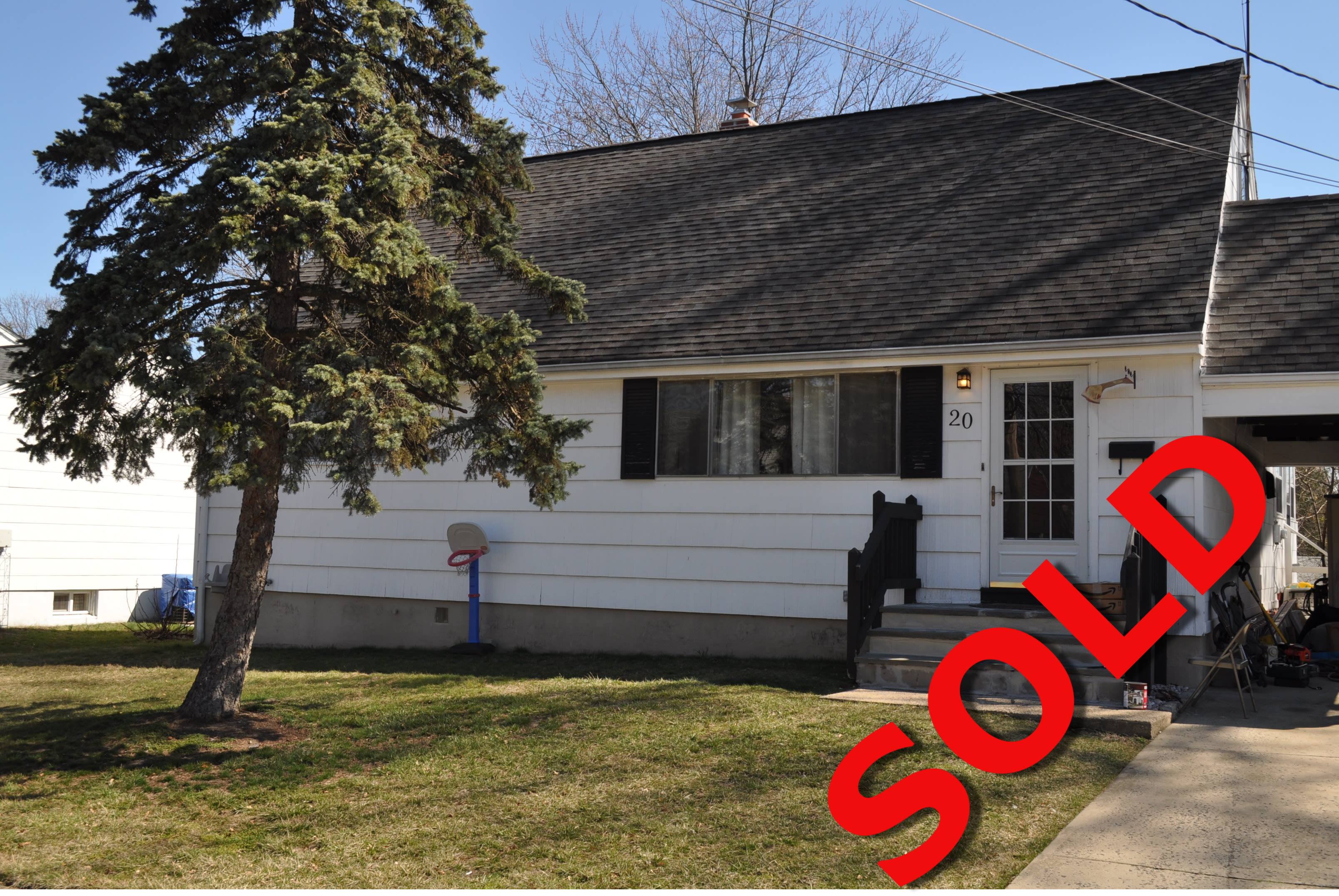 inception-app-prod/OGM4ZjU2NTgtYzE2Ni00NzVjLWJmMTctZTQyYmU0MjIxZTM0/content/2017/08/20 Mercury SOLD-2.JPG