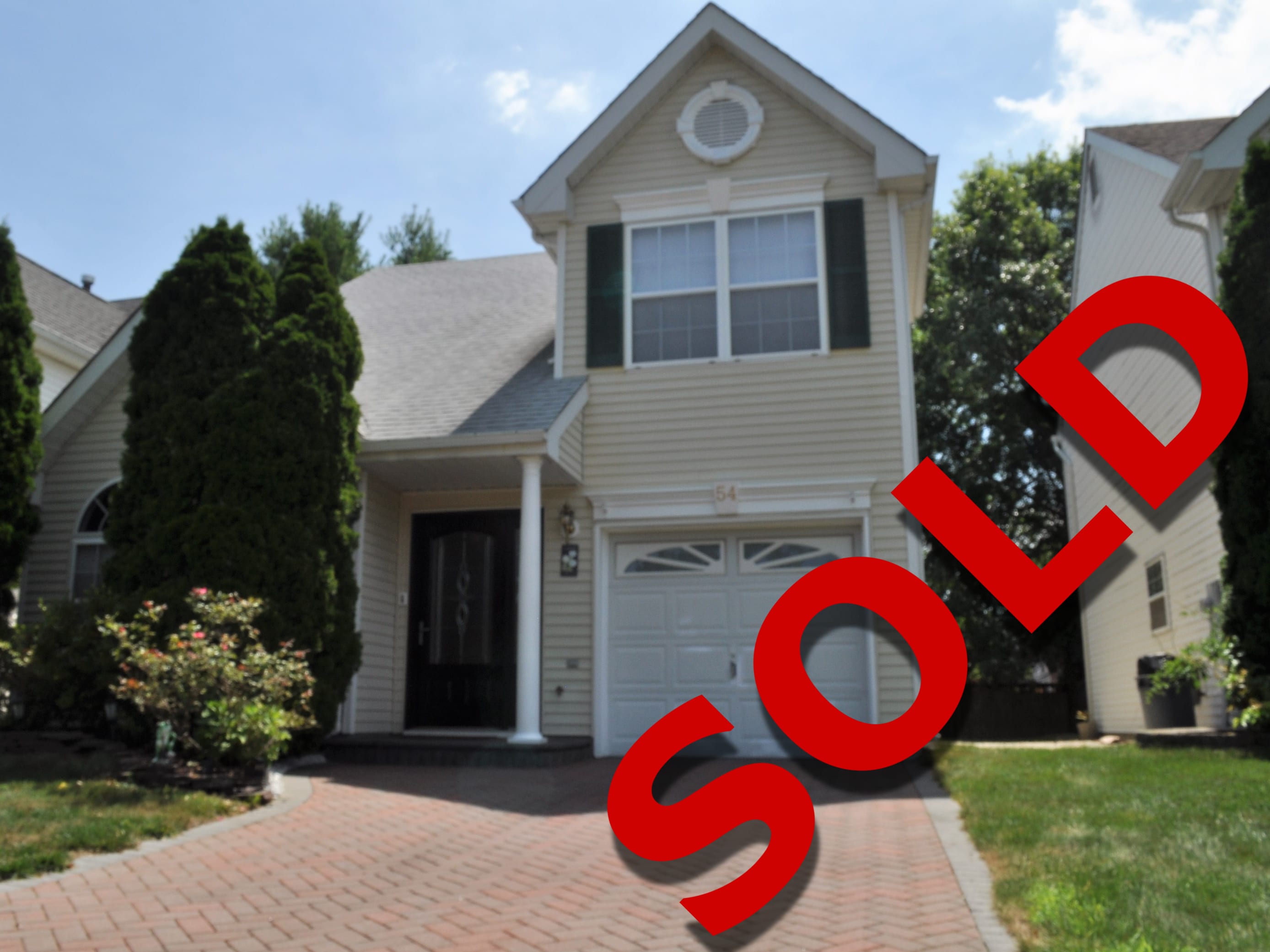 inception-app-prod/OGM4ZjU2NTgtYzE2Ni00NzVjLWJmMTctZTQyYmU0MjIxZTM0%2Fcontent%2F2017%2F10%2F54 Glen Oaks SOLD-2.png