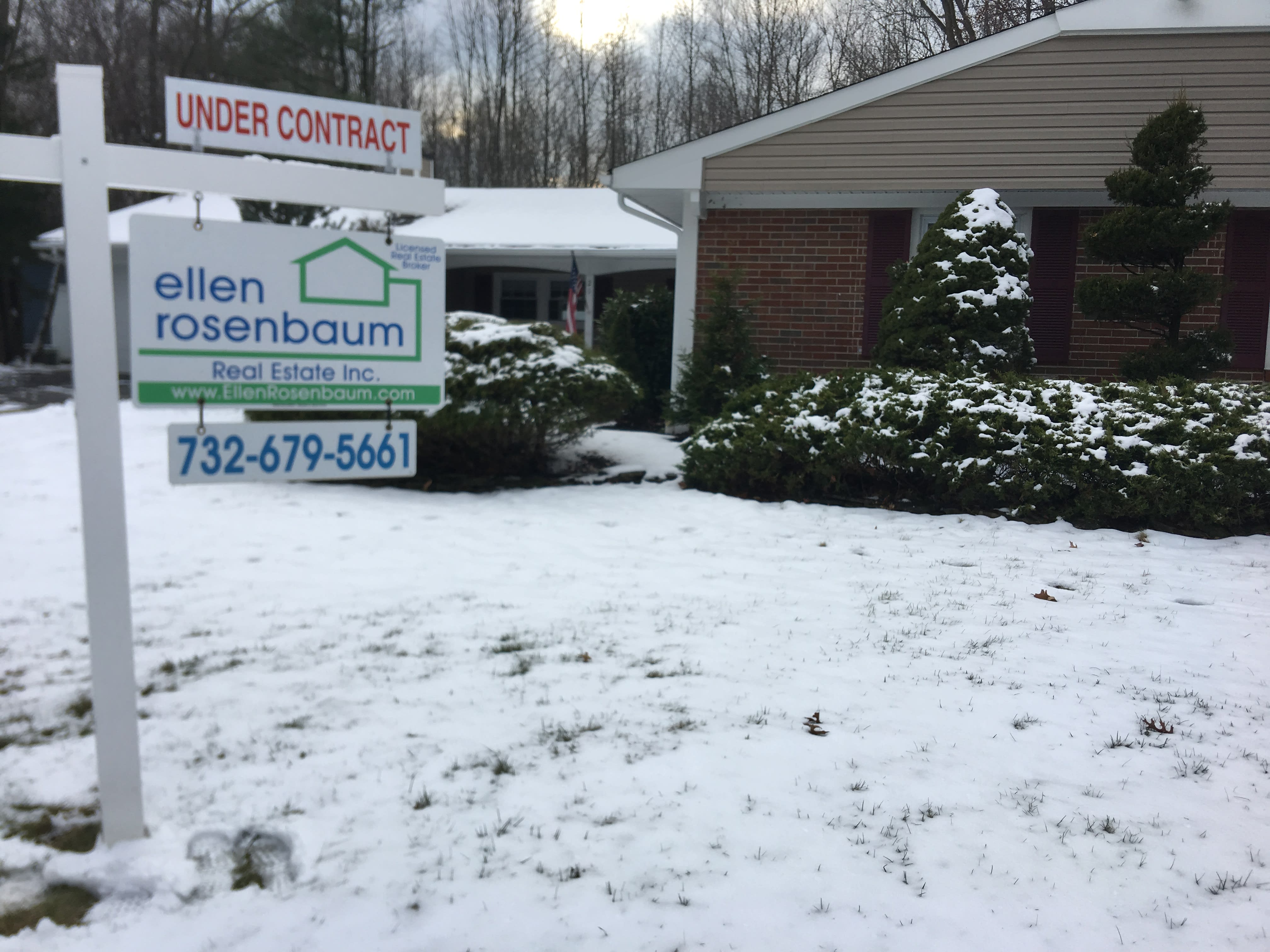 inception-app-prod/OGM4ZjU2NTgtYzE2Ni00NzVjLWJmMTctZTQyYmU0MjIxZTM0/content/2017/12/21 Cymbeline UC-2.jpeg