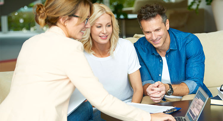 Can Your Real Estate Agent Answer These Important Questions? inception-app-prod/OGU0MjQ4NjMtYzFmNC00NzQyLTljZmUtZjc3Y2YwZGJmNmFi/content/2017/06/20170601-Share-STM.jpg