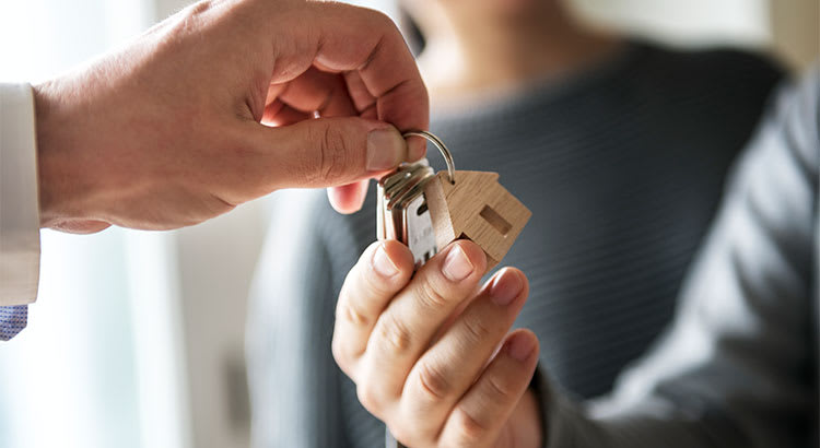 What If I Wait A Year to Buy a Home? inception-app-prod/OGU0MjQ4NjMtYzFmNC00NzQyLTljZmUtZjc3Y2YwZGJmNmFi/content/2018/12/20181210-Share-STM.jpg