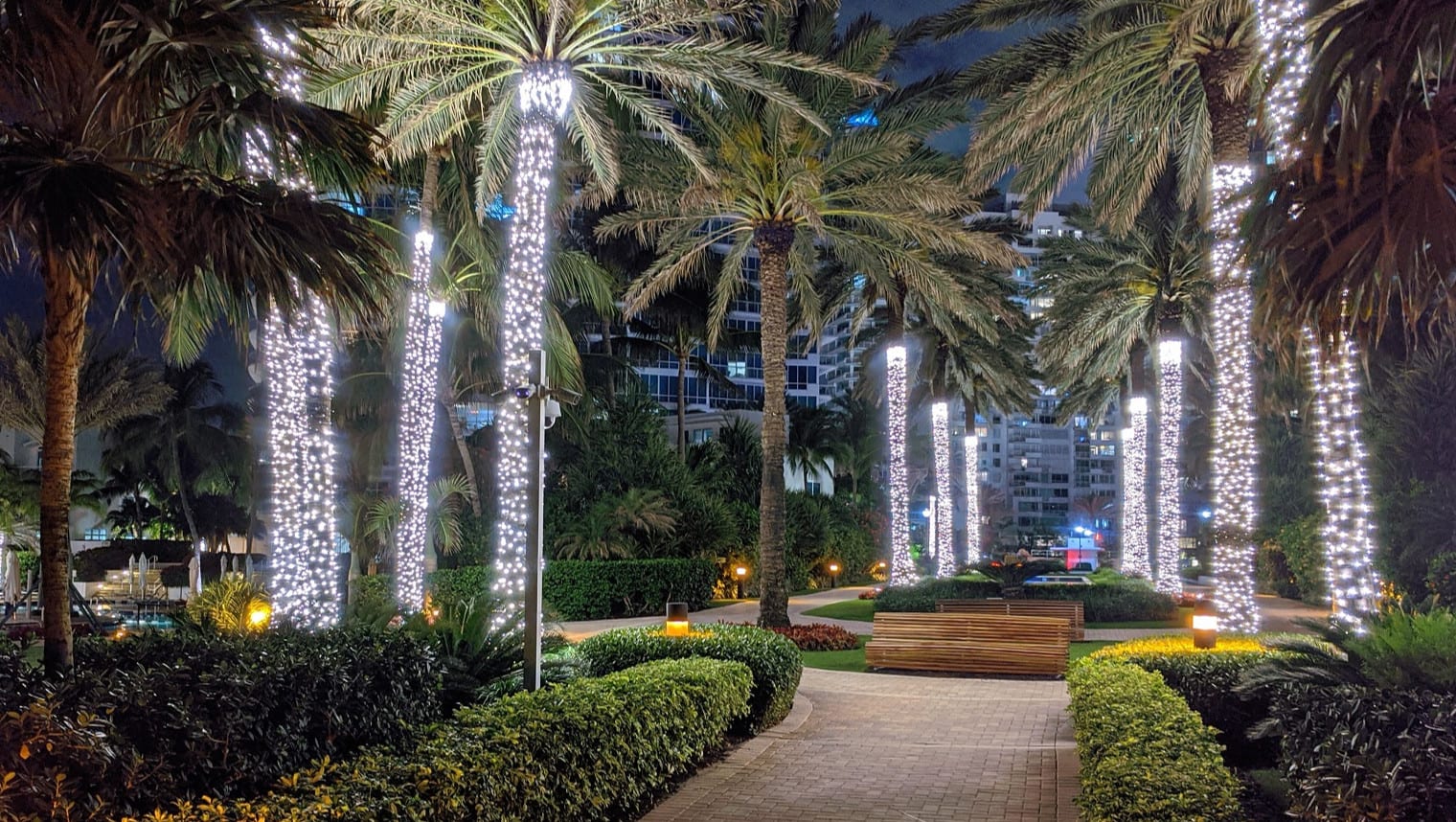 CONTINUUM inception-app-prod/OGUwMjJmNzItMjI1MC00MGM3LWEwNjYtYmI1YmYwZTM2NjAy/content/2021/04/CONTINUUMSOUTHBEACHMIAMI.jpg