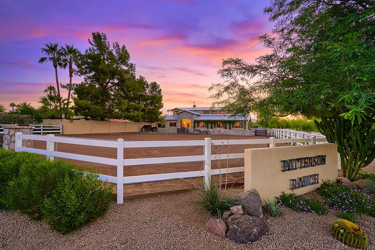 HORSE PROPERTY inception-app-prod/OGVkM2VhMDQtNTdiMy00OGFiLWIyZTQtZTMxNzk3OWRkMGNh/content/2023/01/89758a540d08b565fab5b2188a09d79d39516c8a.webp