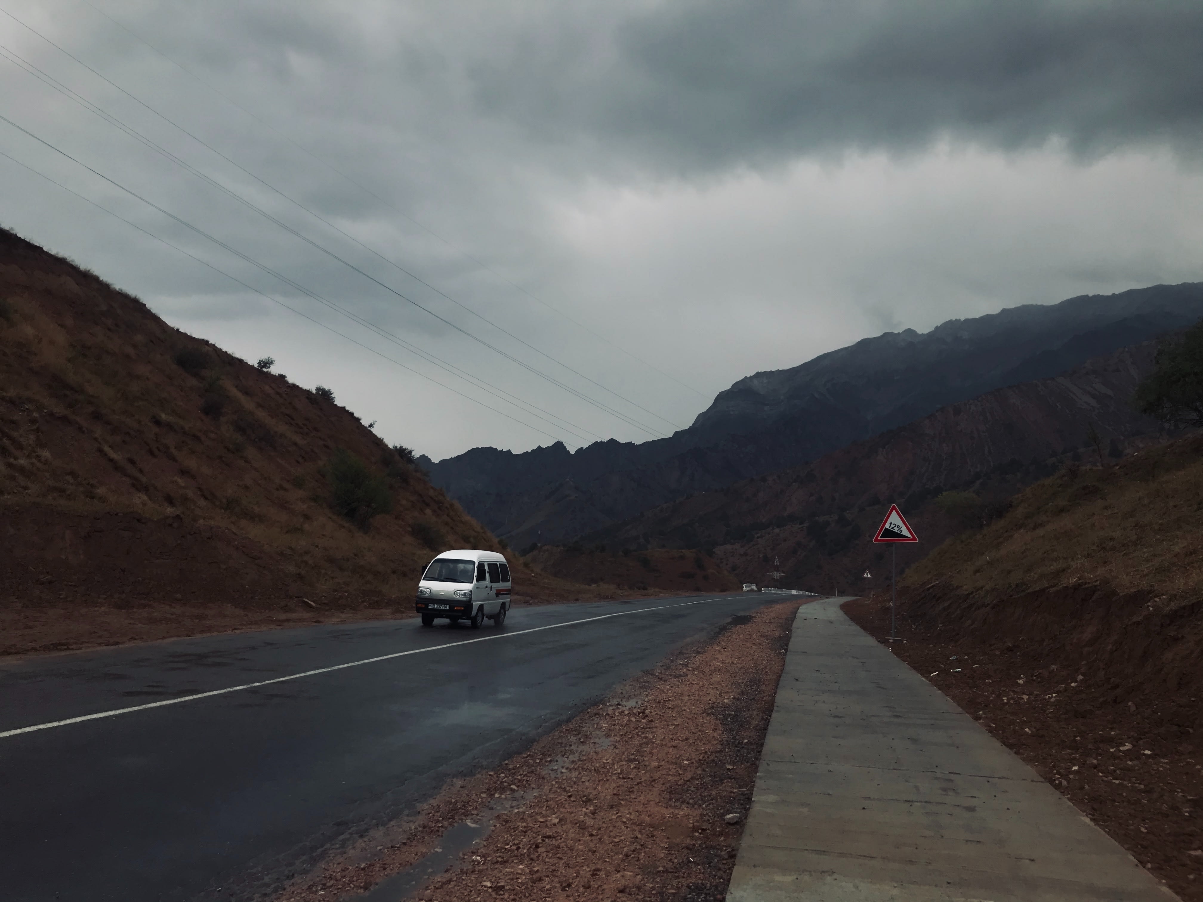 13 Reasons Why Chicagoans Are Moving Away During The Pandemic inception-app-prod/OGVlZmQ0OWItYzk1Mi00YTBlLTg4MmUtNTYxODA4ZTkxOGY5/content/2022/02/28c948b2c2f8c40254775b3910df5dff8c3d9911.jpg