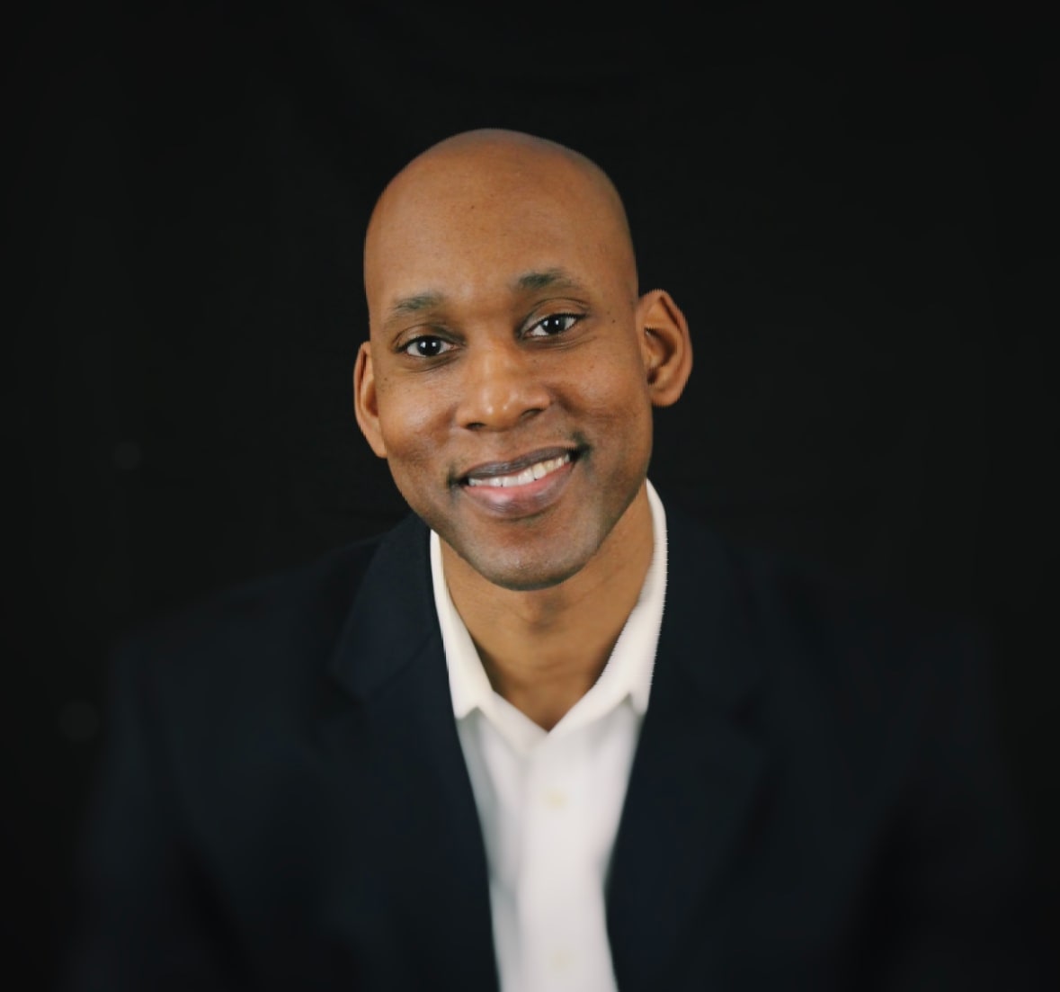 Real estate with John Henry Real estate with John Henry logo