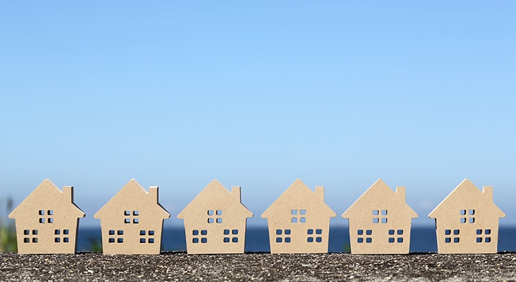 6 Simple Graphs Proving This Is Nothing Like Last Time inception-app-prod/OTE4YTgwNTEtZDUyZC00ZTYzLTgxZjUtZDAxOWI5ZmJmYjAx/content/2021/03/20210310-KCM-Share.jpg