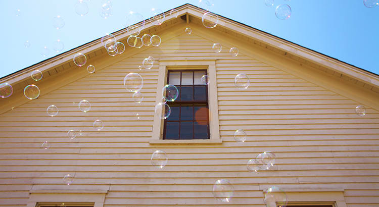 Why This Housing Market Is Not a Bubble Ready To Pop inception-app-prod/OTE4YTgwNTEtZDUyZC00ZTYzLTgxZjUtZDAxOWI5ZmJmYjAx/content/2022/04/6df96d9e2e61e99aa436187ae42d11df271c1bfc.jpg