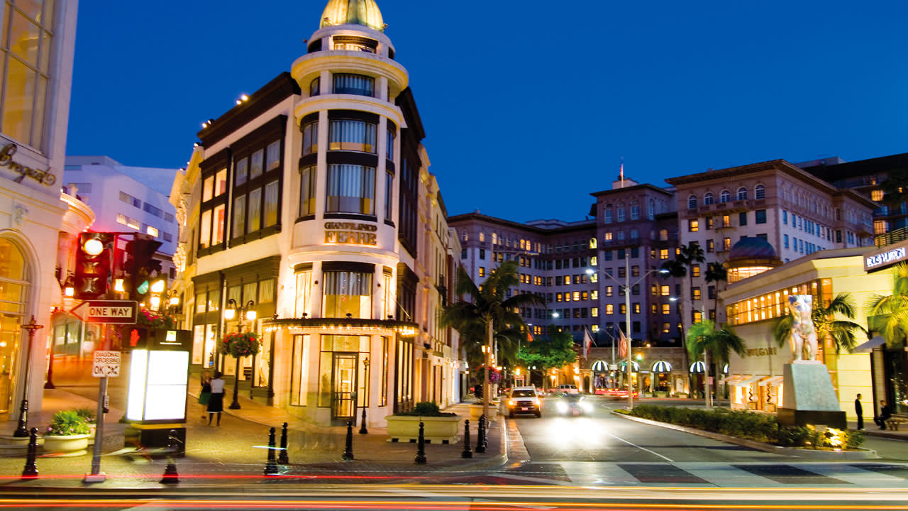 Beverly Hills inception-app-prod/OTM1OWRmNGItYmUxZS00MzYzLTgwOWYtZDYwNDY5ZmIyZTgz/content/2016/05/vbh-rodeo-mall-1280x720.jpg