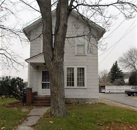 inception-app-prod/OTM4MDZiYTQtNmYyOC00MjFiLTk0OWUtMmE5MmY0MDNkMTQ1/content/2019/05/316 Ridge St-2.jpg