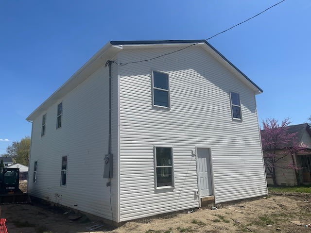 217 S. College Ave., Bowling Green, OH 43402 inception-app-prod/OTM4MDZiYTQtNmYyOC00MjFiLTk0OWUtMmE5MmY0MDNkMTQ1/content/2025/04/8e2a47f30b08be0f60749cf5adef95c57d54c79f.jpg