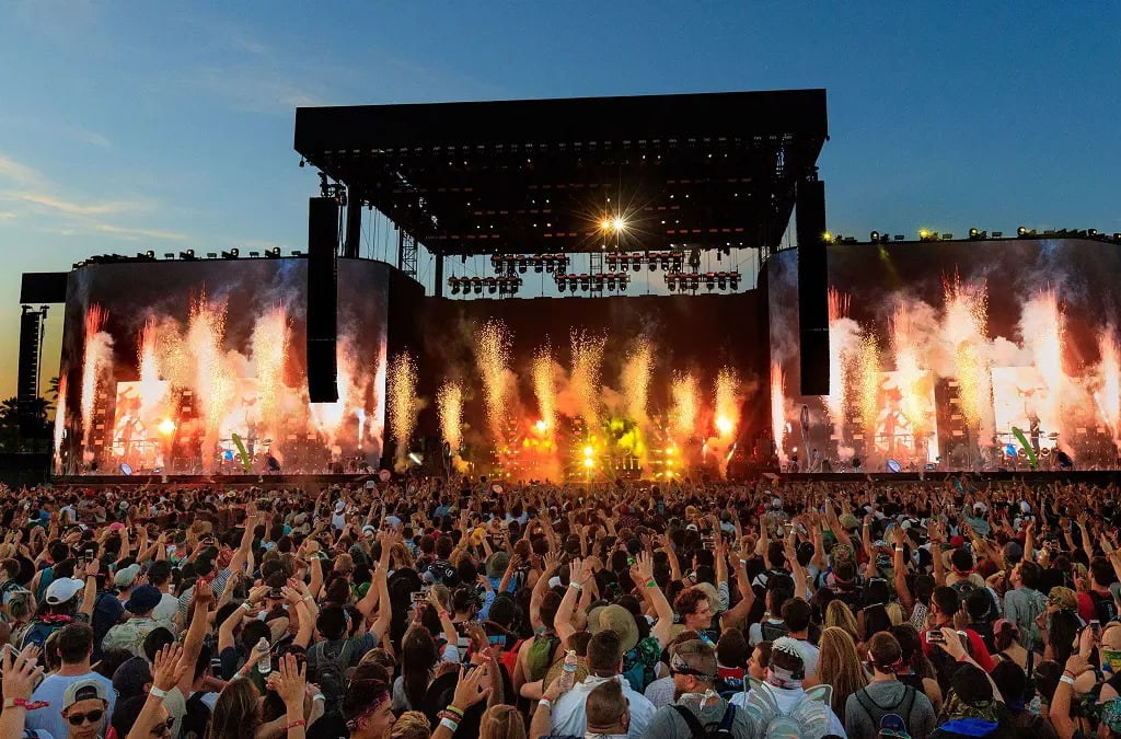 Coachella 2023 inception-app-prod/OTMwNWQ5NTktMGUzYi00Y2MyLTkyYWEtNTk2ZjZiOTQwOGE0/content/2023/04/a6c4122c85766947647009f5cad86b0291a7b46f.webp