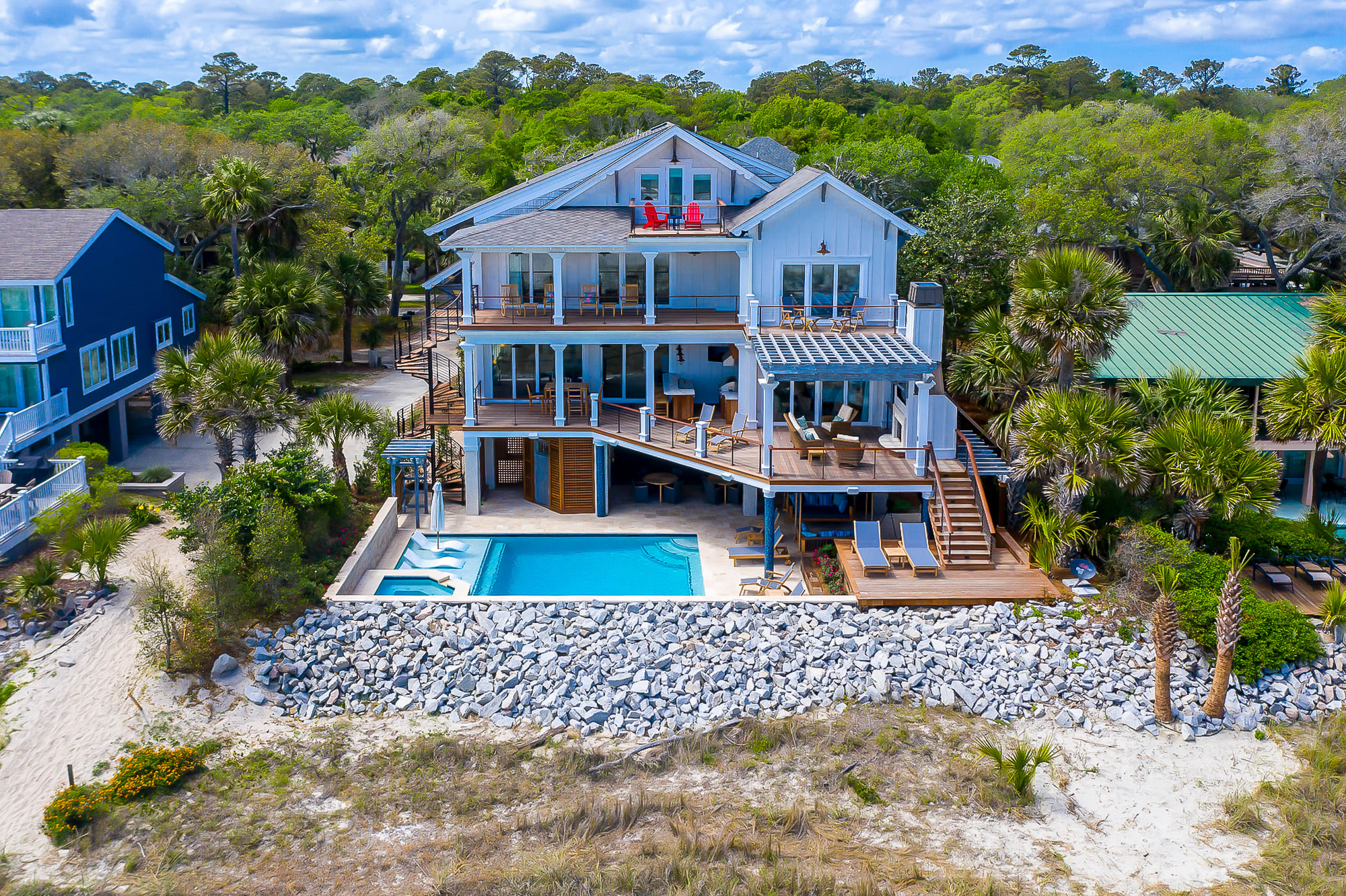 Where Are the Best Places to Invest on Hilton Head Island for Above $2,000,000? – The Top 3 Beachfront Communities inception-app-prod/OTUyMjg2NTYtMGNmZC00NmE2LWIxYzAtMzBkMDk3ZjRjZmVi/content/2025/02/167fe28fa4a14004157b977addddd47bd7cbec6c.jpg