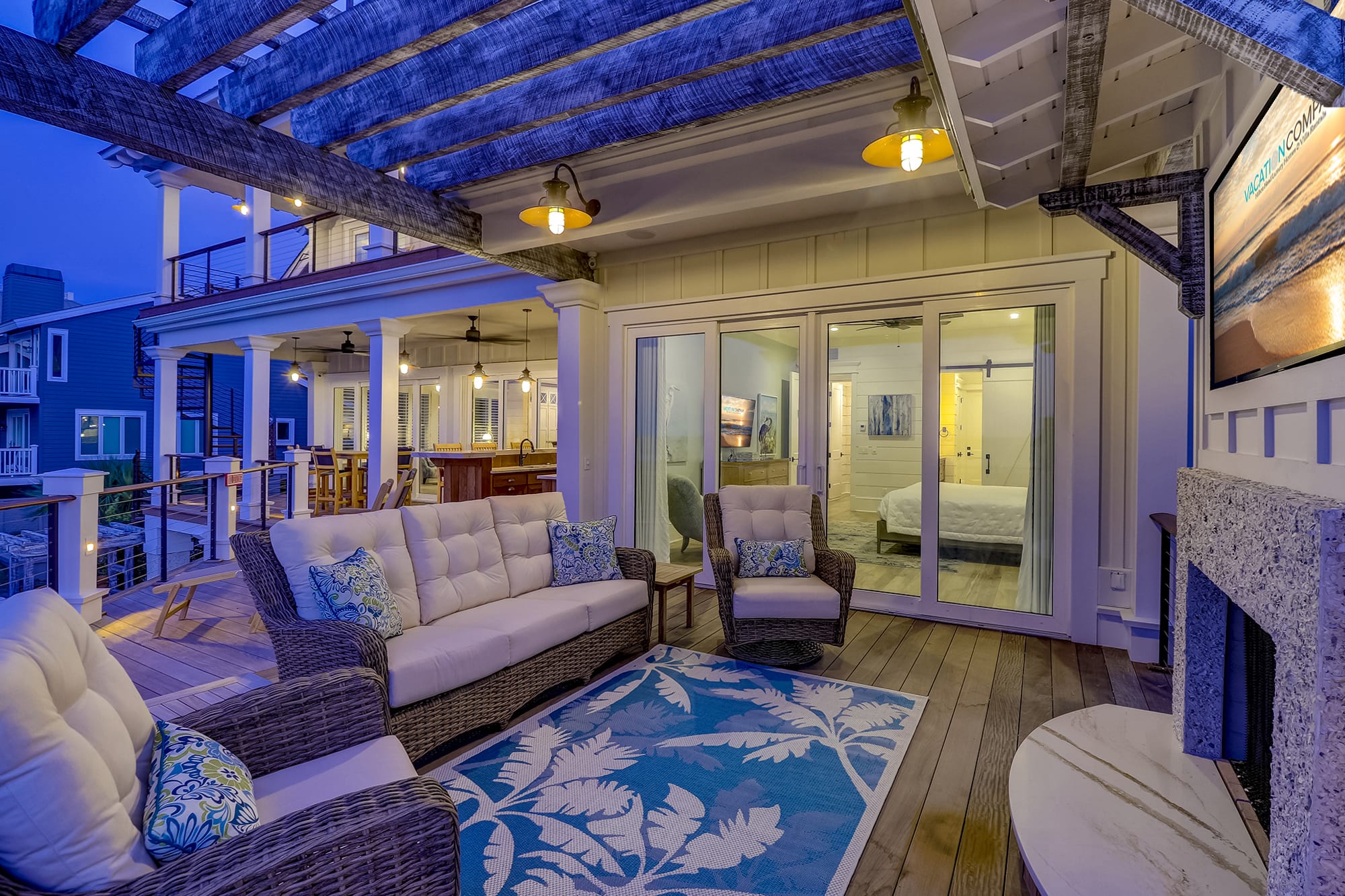 Why Chaz Holden with Golden Homes Is One of the Top Real Estate Agents on Hilton Head inception-app-prod/OTUyMjg2NTYtMGNmZC00NmE2LWIxYzAtMzBkMDk3ZjRjZmVi/content/2025/05/0fd24a5354fc8f211709ba3e30fa16346a80d91a.jpg