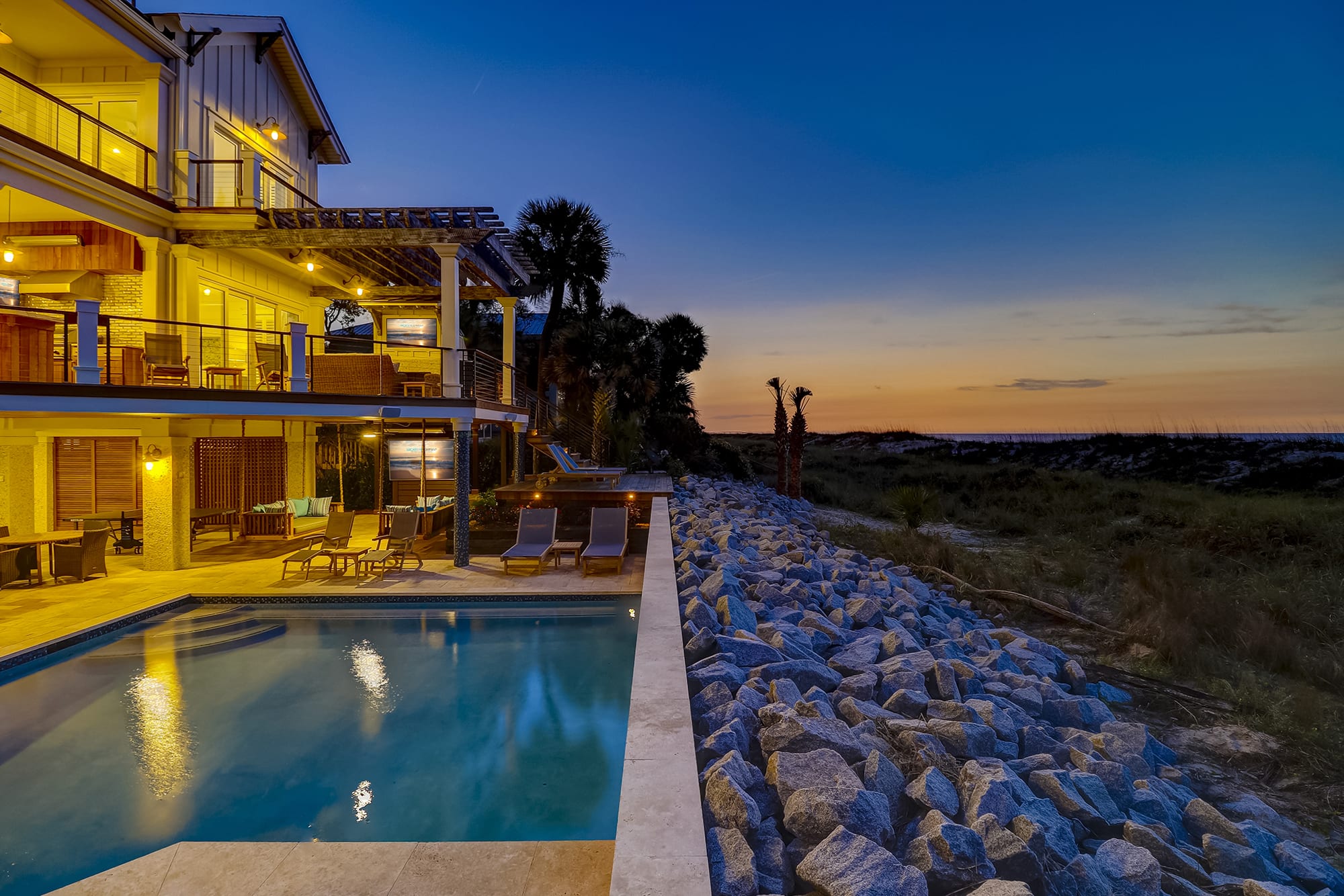 Buying a Luxury Investment Property on Hilton Head Island: Where Dream Homes and Profitable Investments Meet inception-app-prod/OTUyMjg2NTYtMGNmZC00NmE2LWIxYzAtMzBkMDk3ZjRjZmVi/content/2025/07/441204334281ea139a5ba7ce7be55dc3f2c2371e.jpg