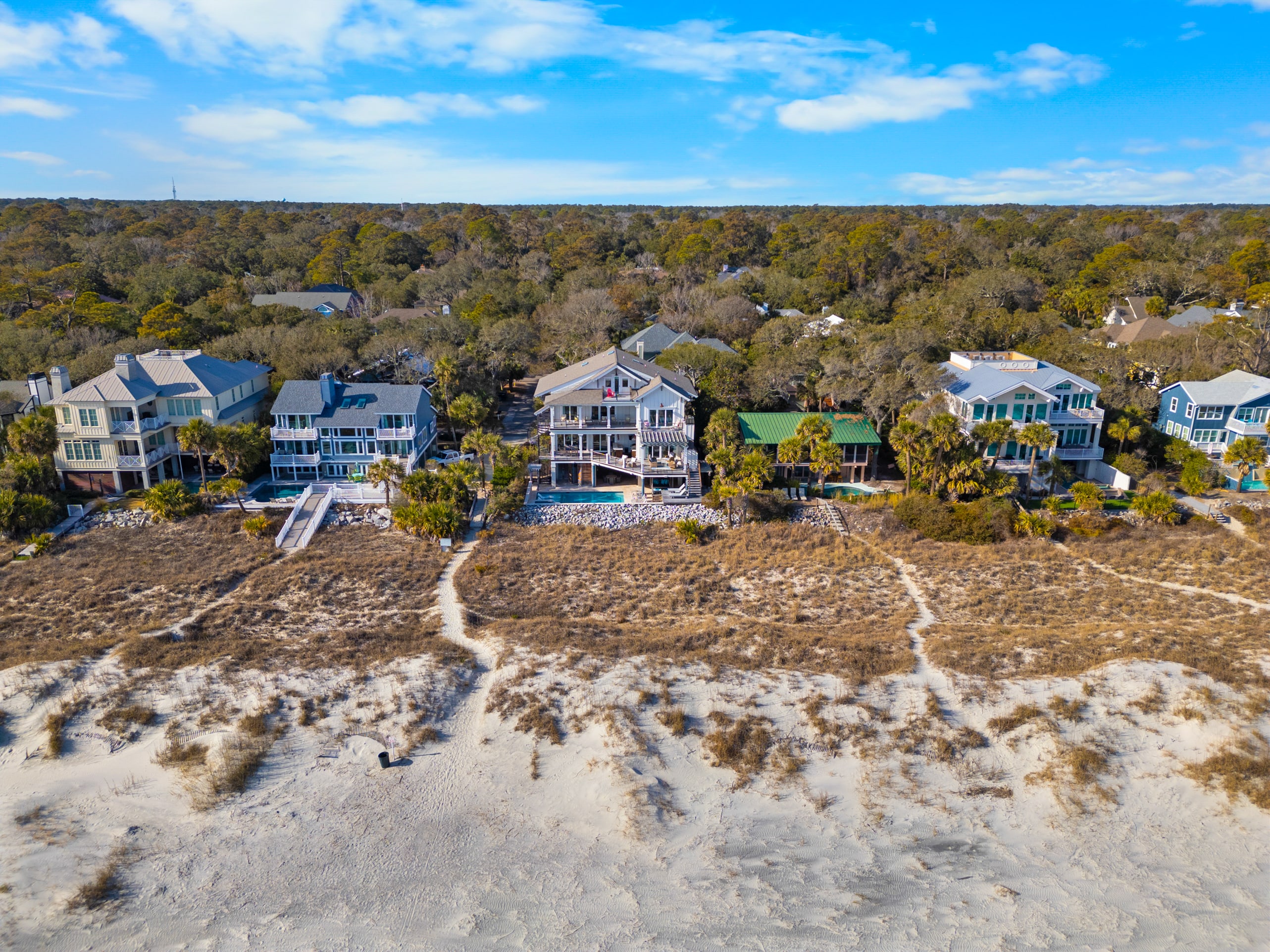 Hilton Head’s Hidden Luxury: The Most Prestigious Real Estate Communities You’ve Never Heard Of inception-app-prod/OTUyMjg2NTYtMGNmZC00NmE2LWIxYzAtMzBkMDk3ZjRjZmVi/content/2025/07/45443c01e9d6ab6f54b47769a5cf628aafe5f29c.jpg