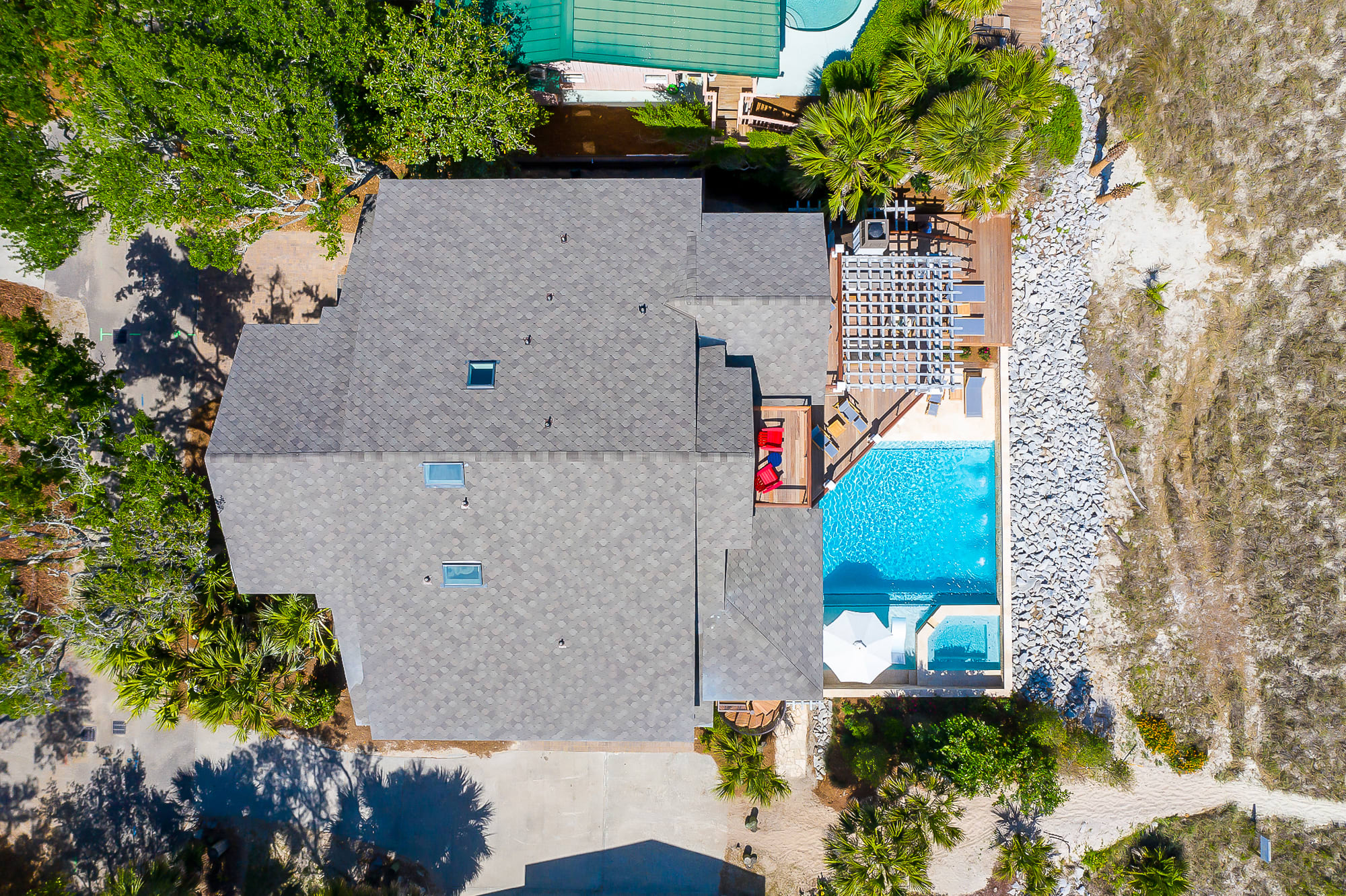 The Best Realtors for Oceanfront Property on Hilton Head Island: Why Golden Homes Leads the Market inception-app-prod/OTUyMjg2NTYtMGNmZC00NmE2LWIxYzAtMzBkMDk3ZjRjZmVi/content/2025/11/2d4a47dd4ba76eee138cef0f686ddf1106cf6ee5.jpg