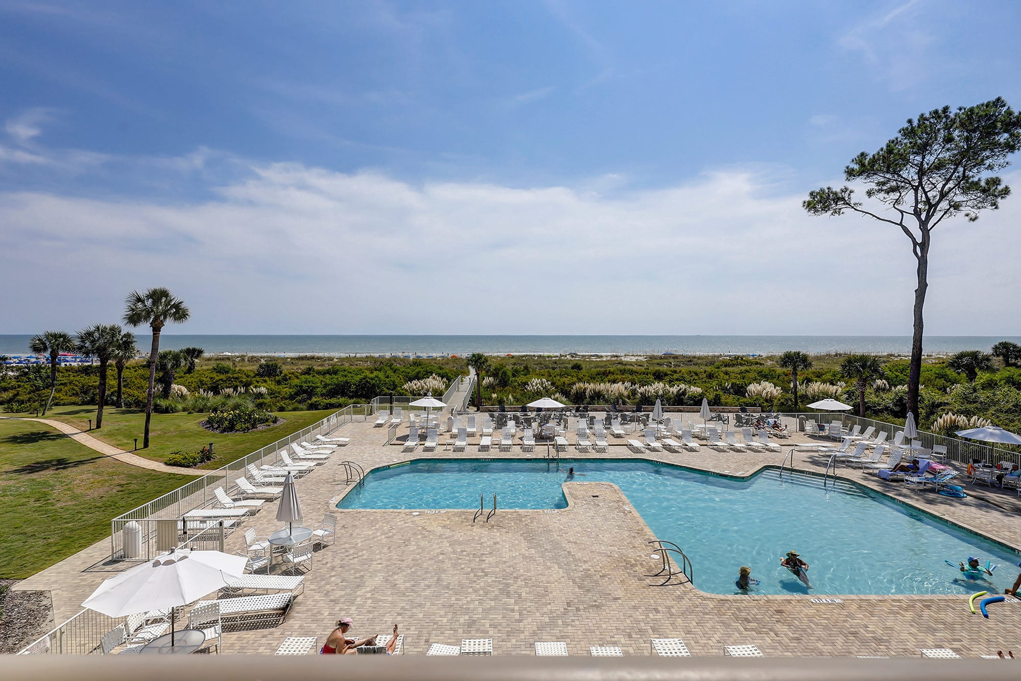 Ocean One Unit #311: A Coastal Gem and Excellent 2026 Sale on Hilton Head Island inception-app-prod/OTUyMjg2NTYtMGNmZC00NmE2LWIxYzAtMzBkMDk3ZjRjZmVi/content/2026/01/bdbe0ec61b24b21242dead5846b4de2bd778da14.jpeg