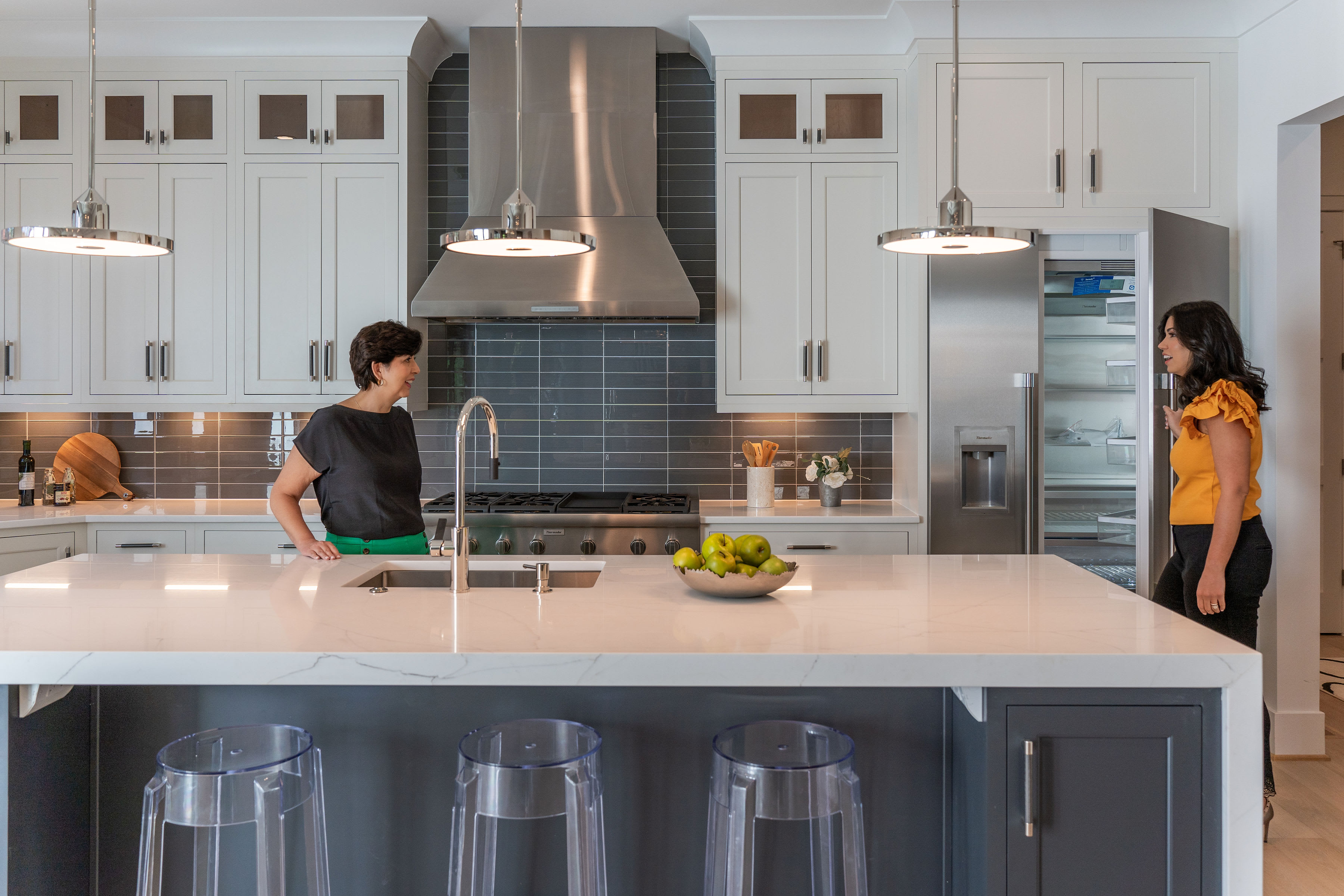 What to Know When Buying or Selling a Home During Summer inception-app-prod/OTVmODYxZWQtNTQ0Mi00Zjg0LWFiMmMtMjQ3NDhhNjdlMDdi/content/2024/06/d254831f385c637ae4589a8e01716e7004e3f6b8.jpg