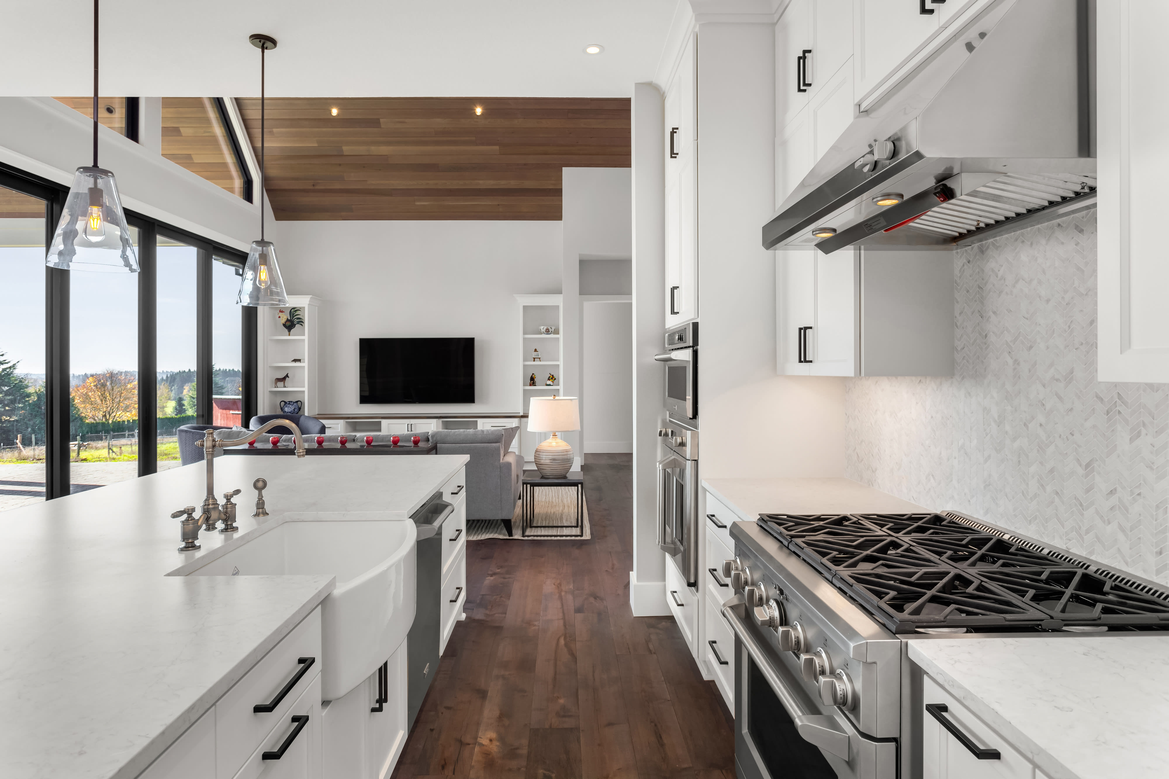 How to Boost Your Home’s Value with Simple, Budget-Friendly Updates inception-app-prod/OTY0YjdiZGMtMzhjNy00MzY1LTgxOWUtNTM3OTUwYTE0NDY5/content/2024/10/2fa269aebf6d0cb7fce37a567ff889ffc1ebbac6.jpeg