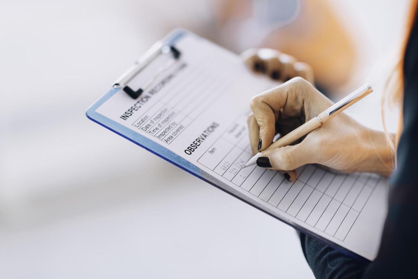 What Buyers Should and Should Not Request to Be Fixed inception-app-prod/OTc3YjczZDctNWViMC00Y2EwLTg3ZGMtNWQ1MjI3MjNkMTc0/content/2019/01/Inspection.jpg