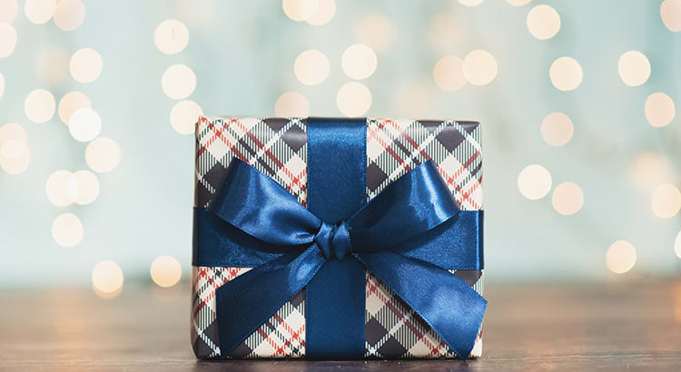 7 Reasons to List Your House This Holiday Season inception-app-prod/OTc3YjczZDctNWViMC00Y2EwLTg3ZGMtNWQ1MjI3MjNkMTc0/content/2019/12/holiday.jpg
