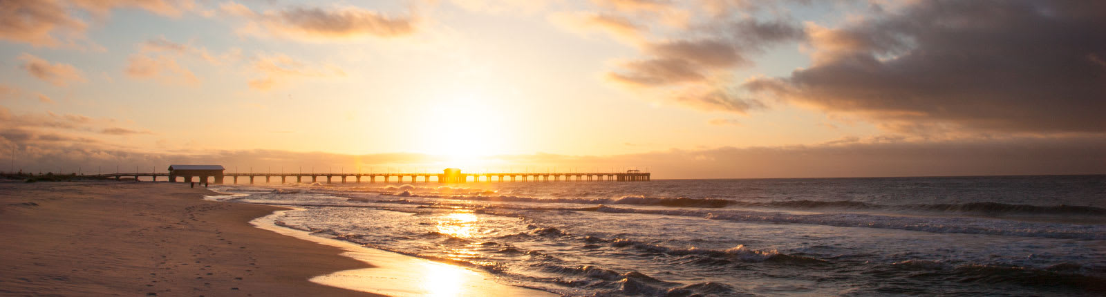 inception-app-prod/OTg3NWIzOGQtOGU3YS00OTY2LTlkNzktZDZmMTNmN2NlMGNl/content/2016/10/gulf shores beach3-2.jpg