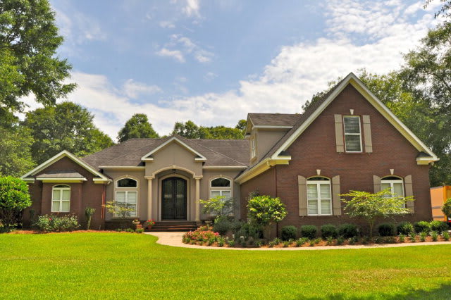 Selling Your Home in Daphne AL inception-app-prod/OTg3NWIzOGQtOGU3YS00OTY2LTlkNzktZDZmMTNmN2NlMGNl/content/2016/12/Sell my daphne home-2.jpg