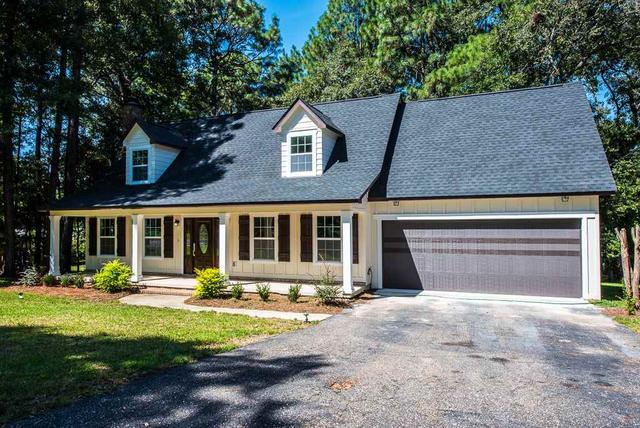 inception-app-prod/OTg3NWIzOGQtOGU3YS00OTY2LTlkNzktZDZmMTNmN2NlMGNl/content/2017/11/lake forest home-2.jpg