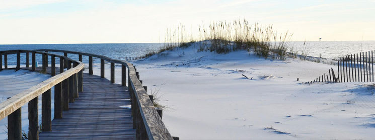 inception-app-prod/OTg3NWIzOGQtOGU3YS00OTY2LTlkNzktZDZmMTNmN2NlMGNl/content/2017/12/Gulf Shores Beach1.jpg